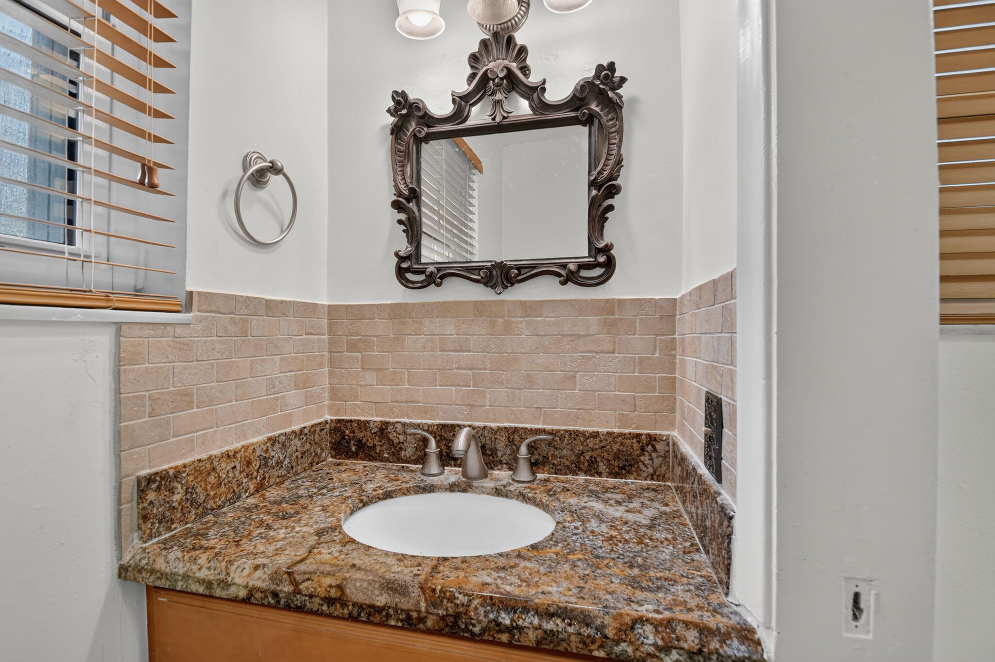 8 Bell Lane Property Photo 24