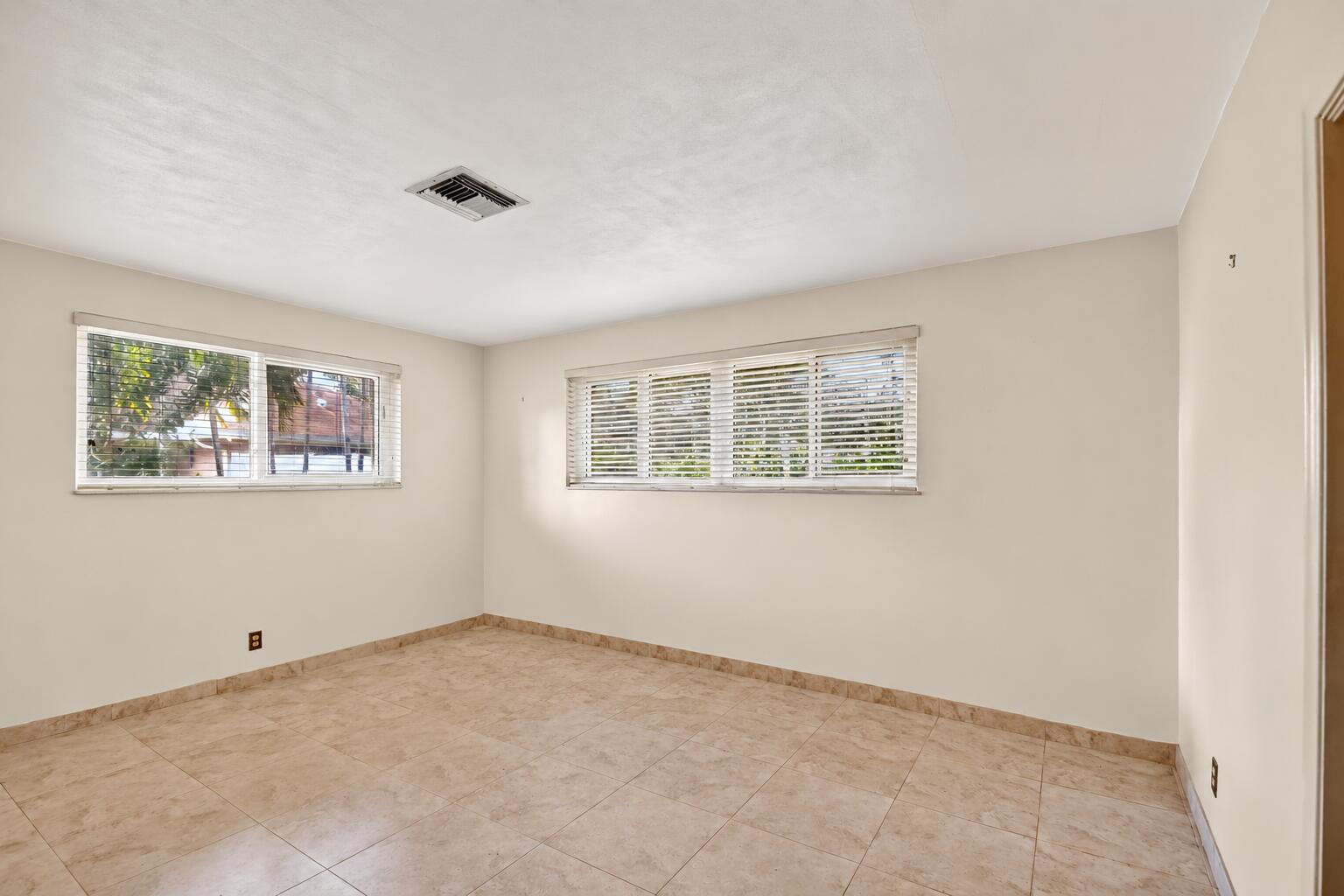 8 Bell Lane Property Photo 29