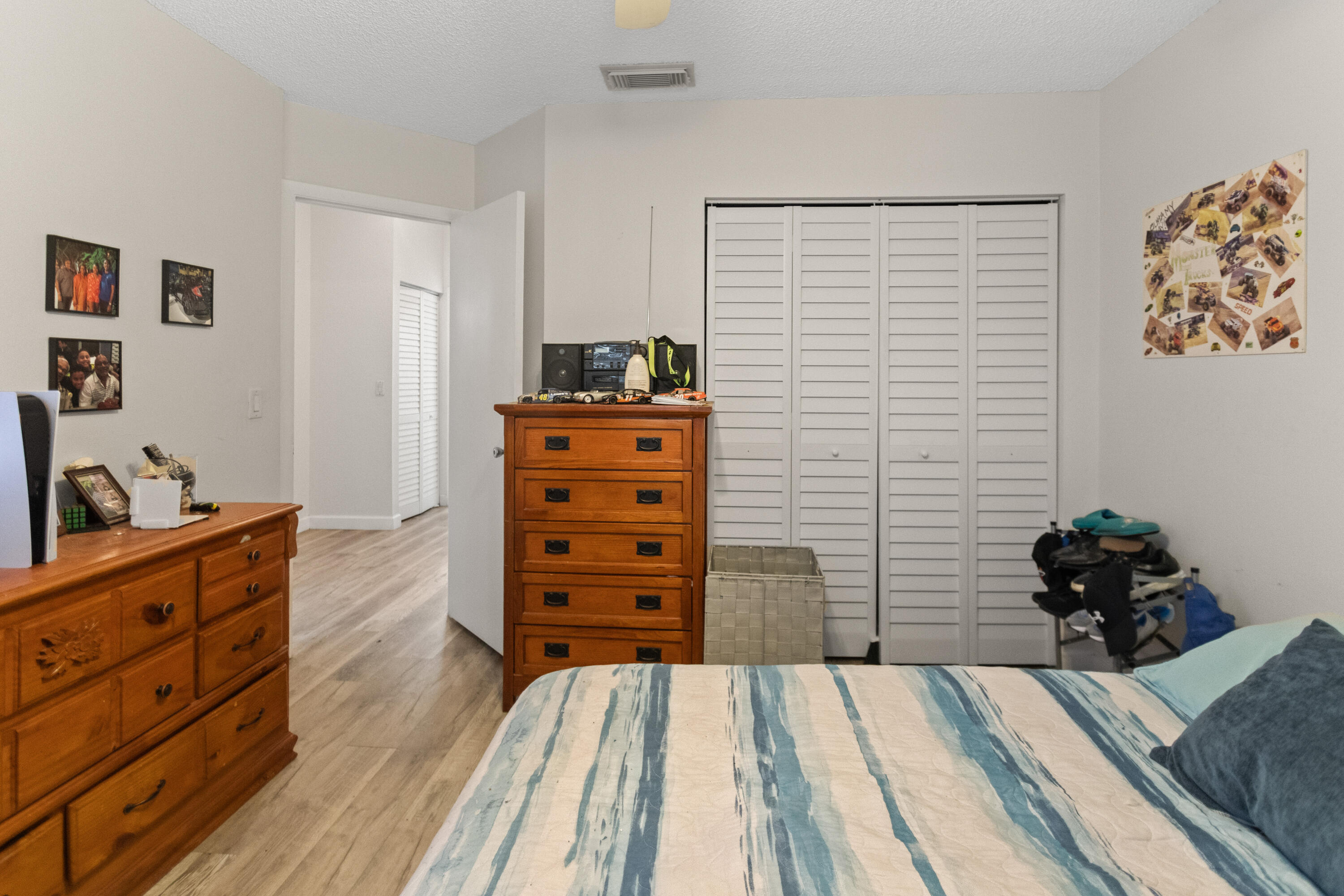 18413 Nw 20th Street Property Photo 51
