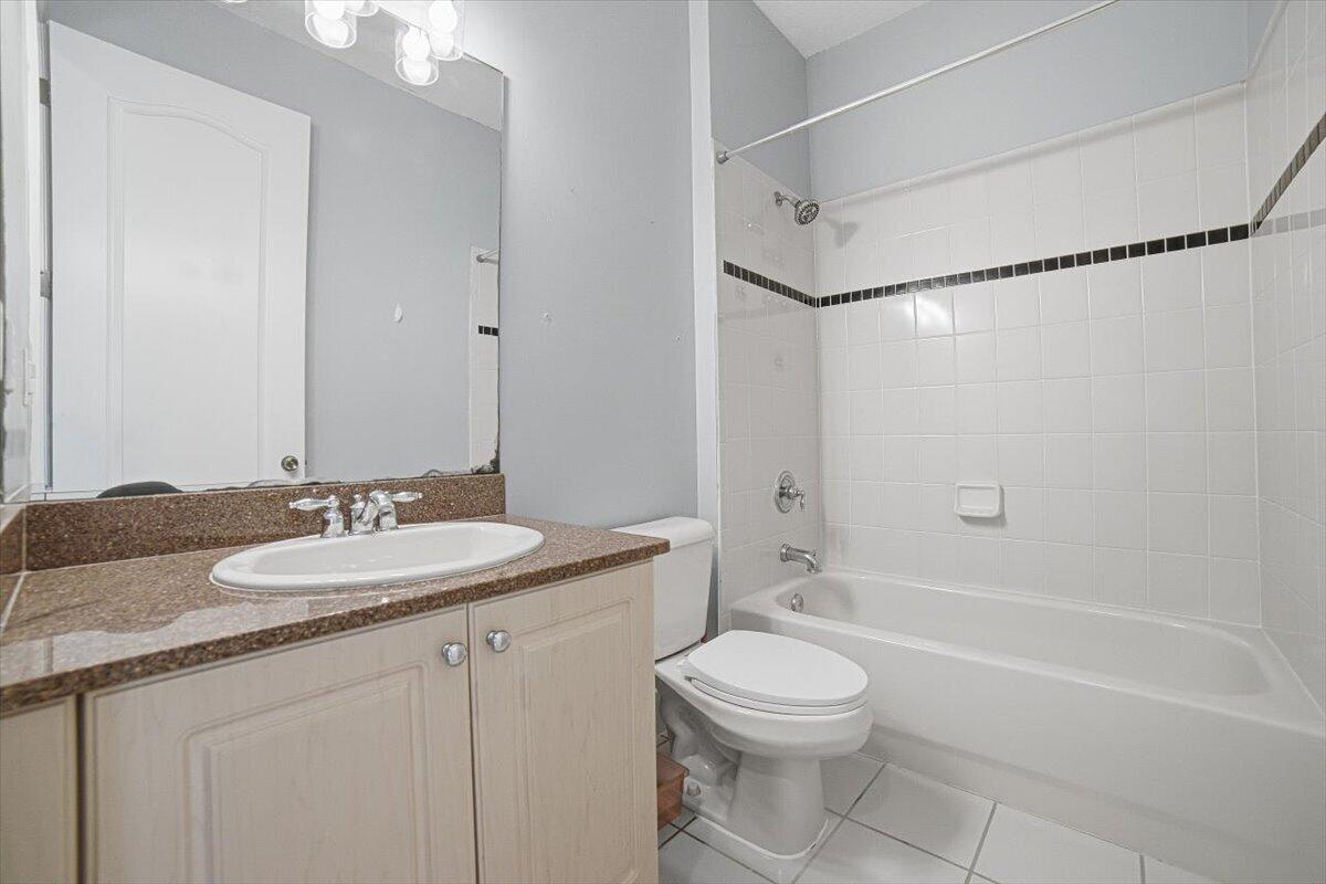 8706 Blaze Court Property Photo 20