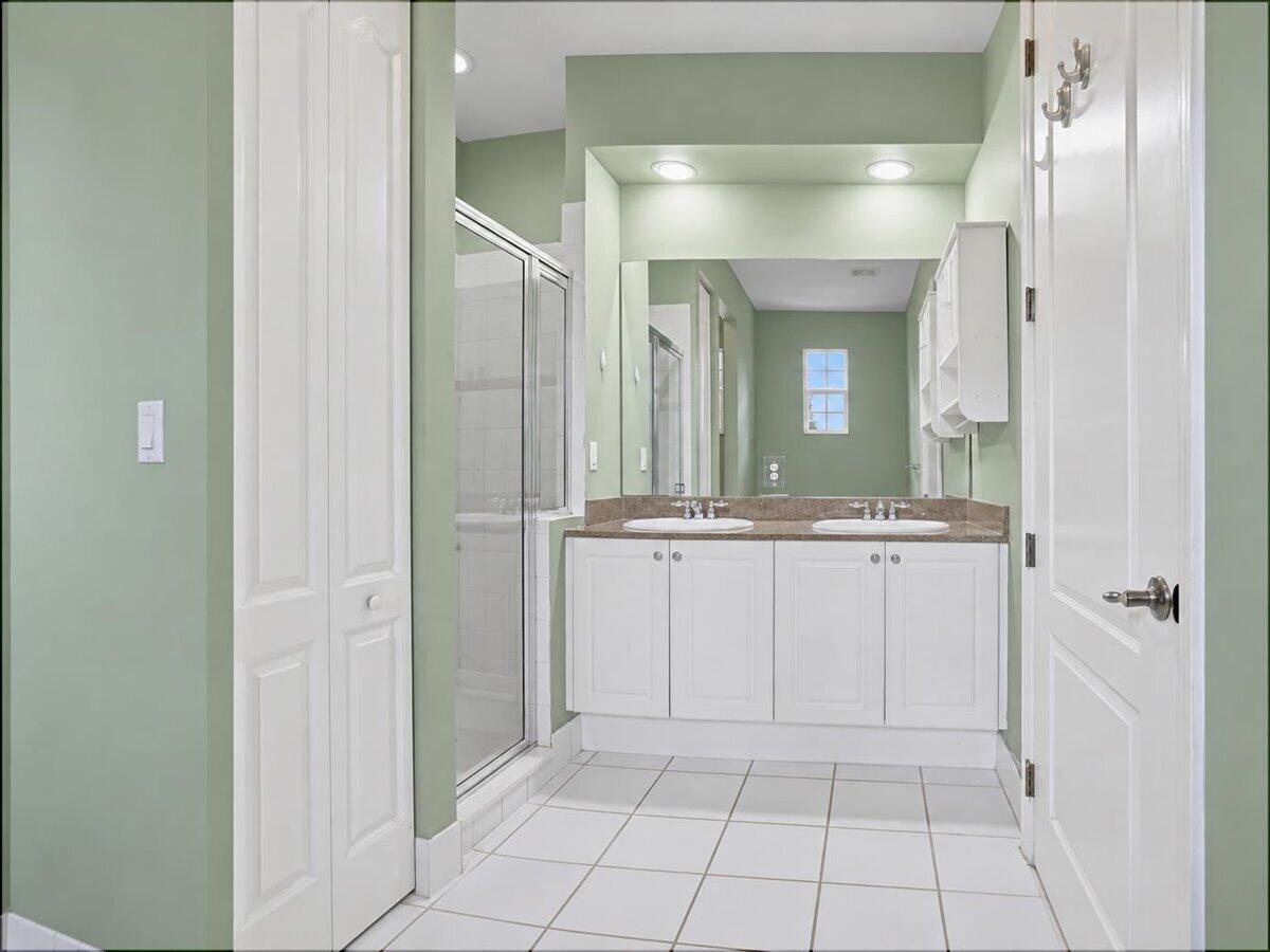8706 Blaze Court Property Photo 23