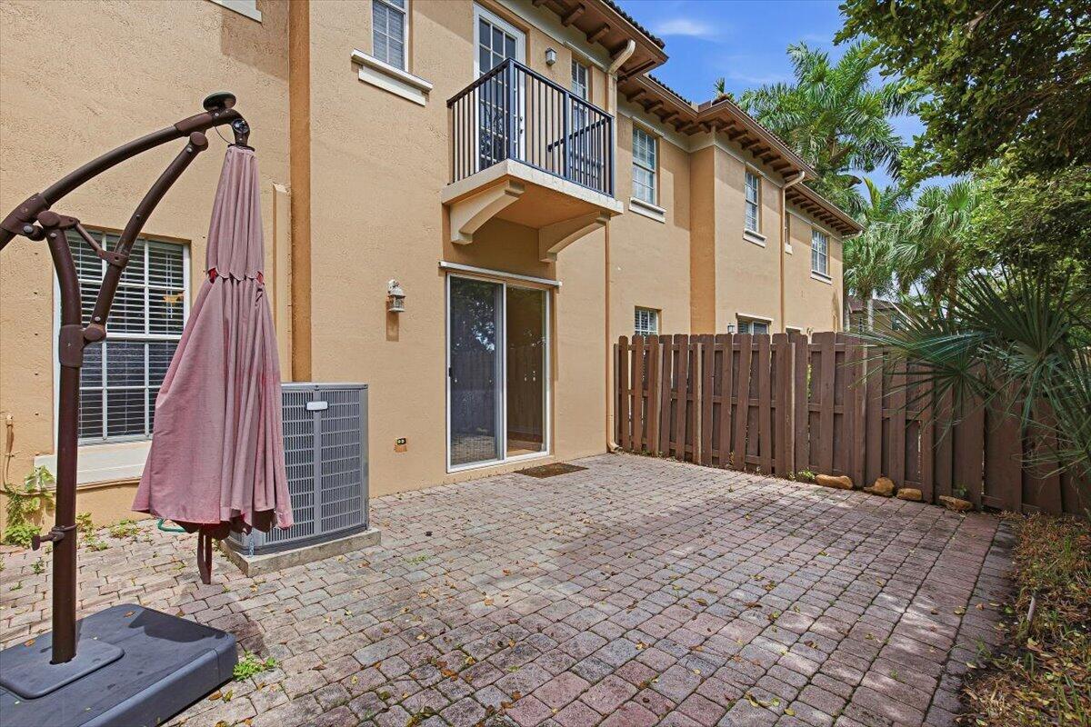 8706 Blaze Court Property Photo 30