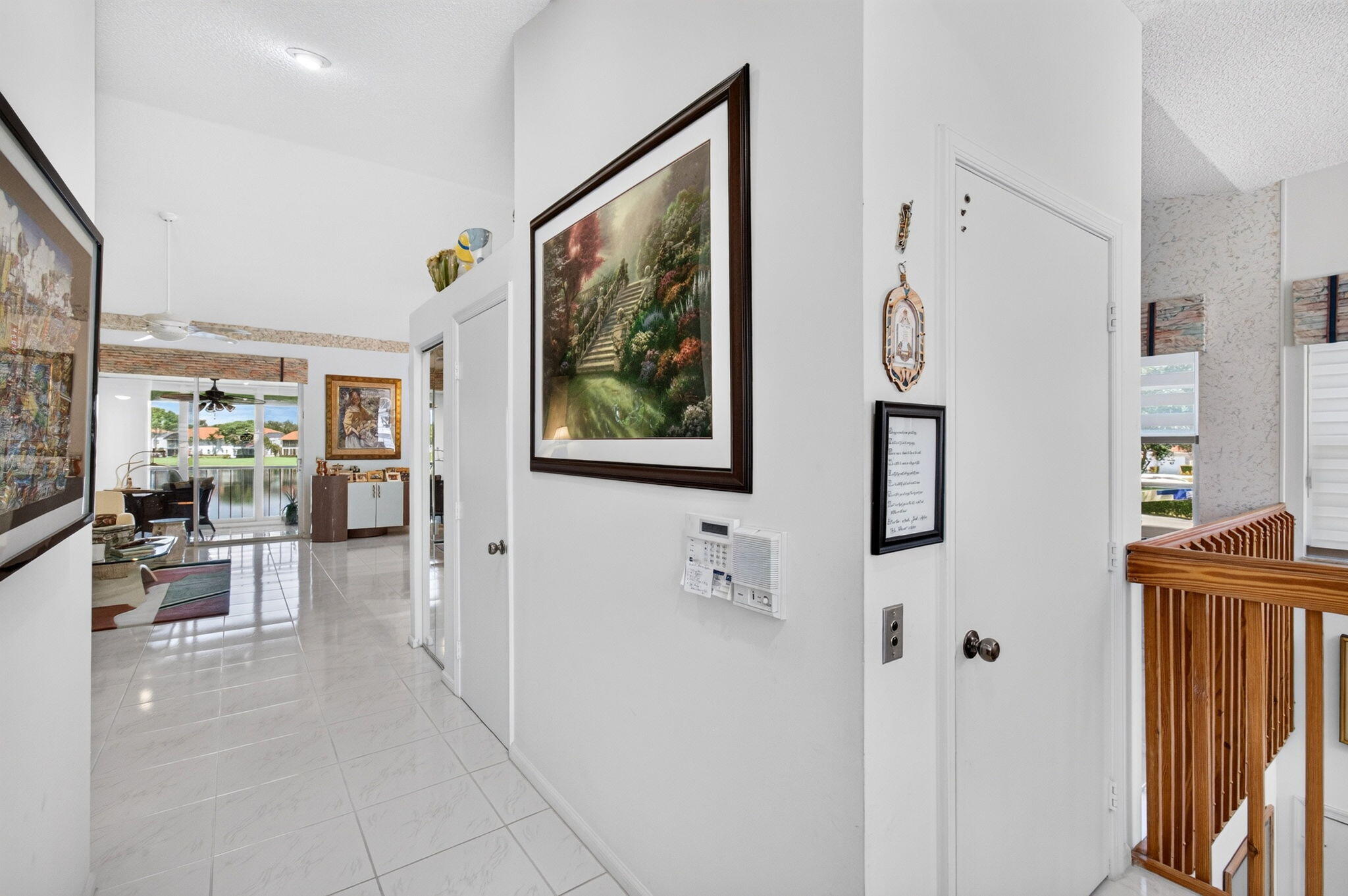 9865 Seacrest Circle 202 Property Photo 8