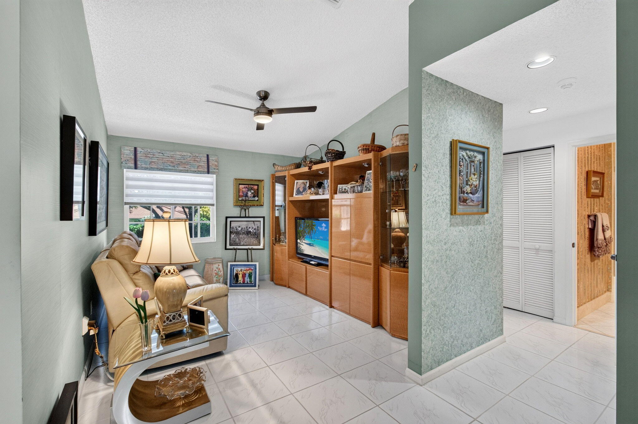 9865 Seacrest Circle 202 Property Photo 24