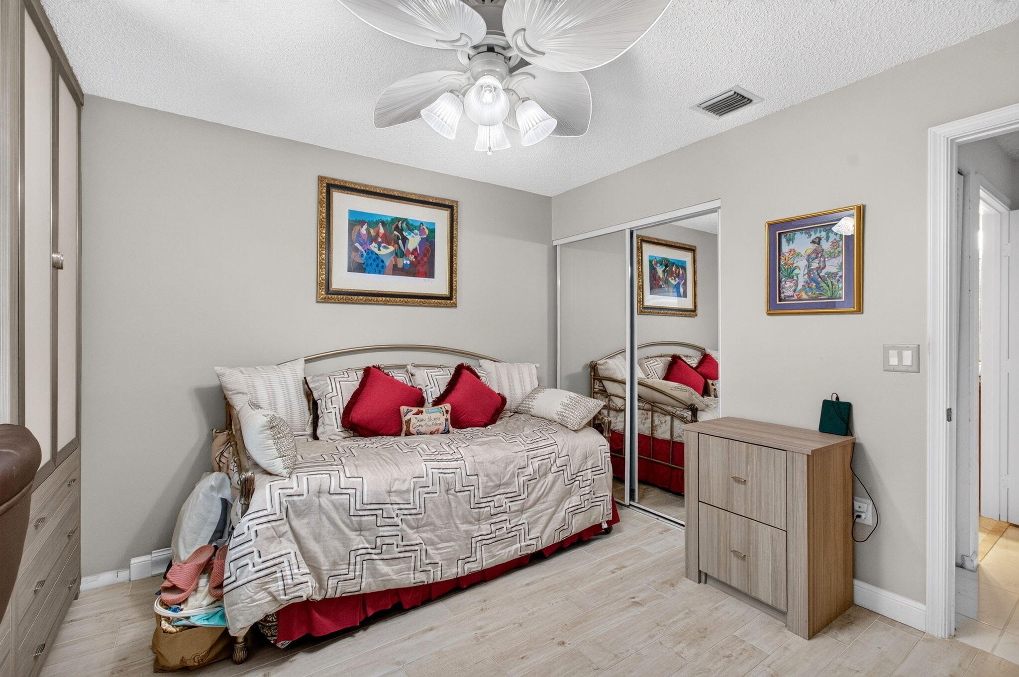 9865 Seacrest Circle 202 Property Photo 43