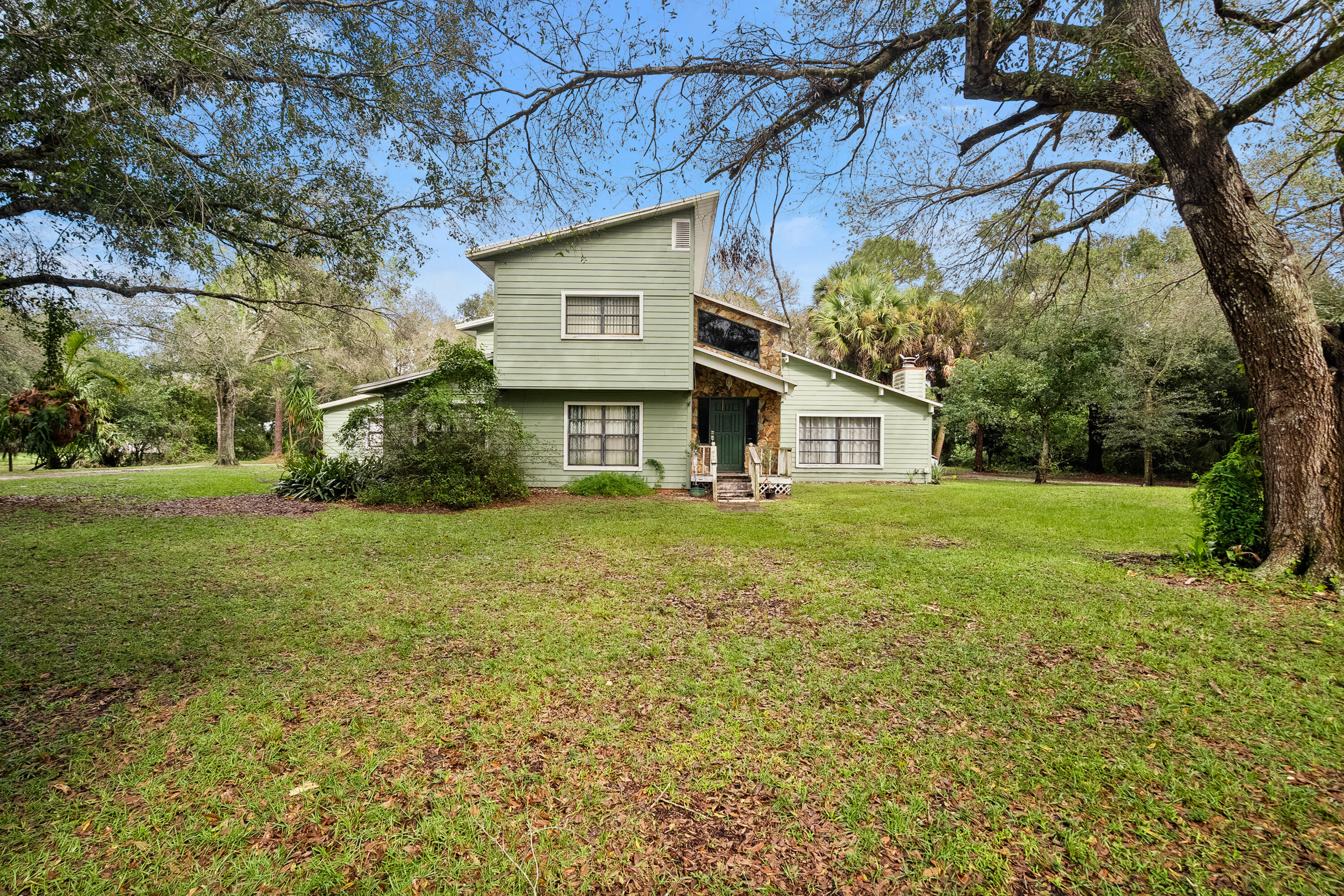 5782 Clydesdale Lane Property Photo 1