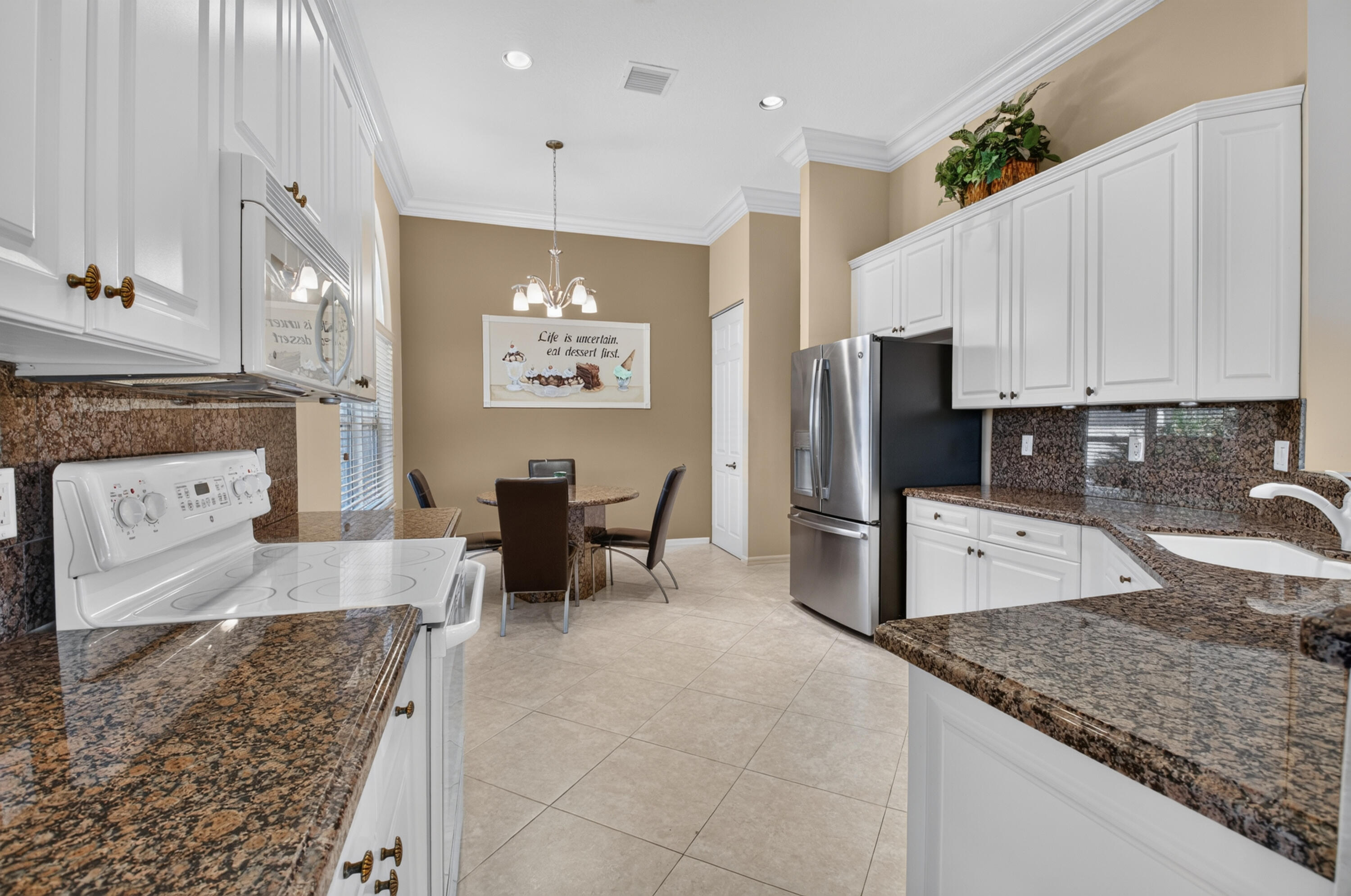 8066 Rossini Way Property Photo 13