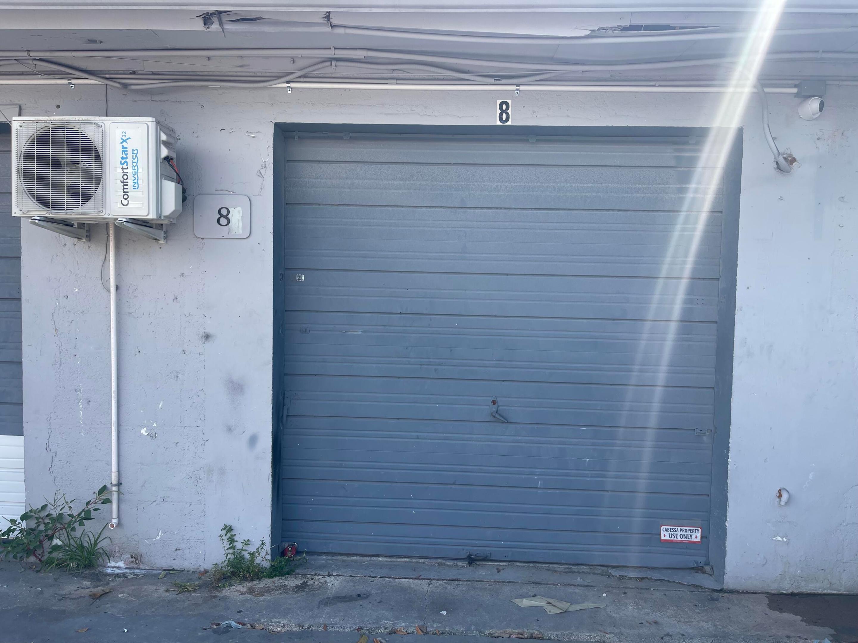 1614 S Dixie Highway 8 Property Photo 1