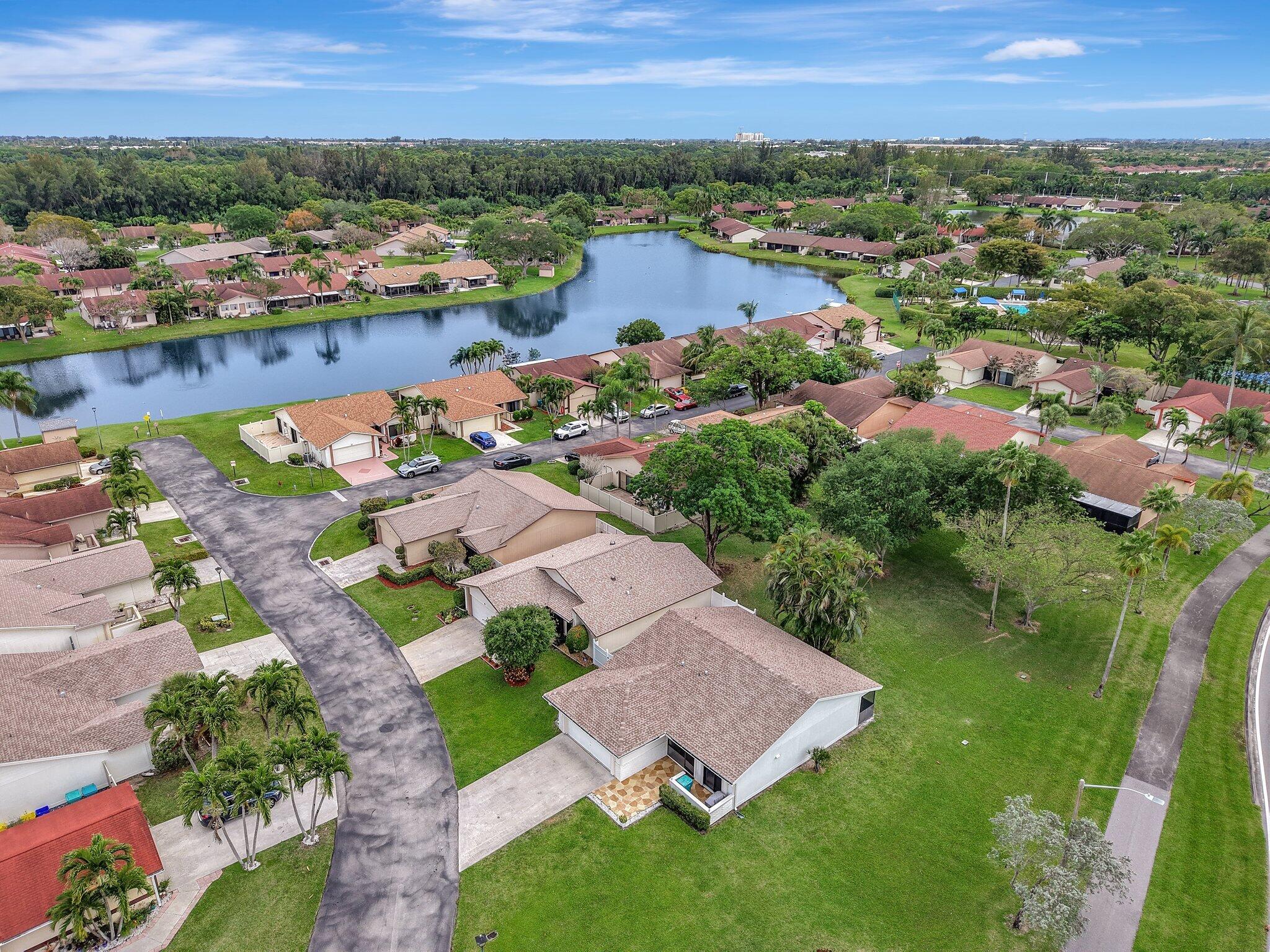 4 Fawlkland Circle Property Photo 21