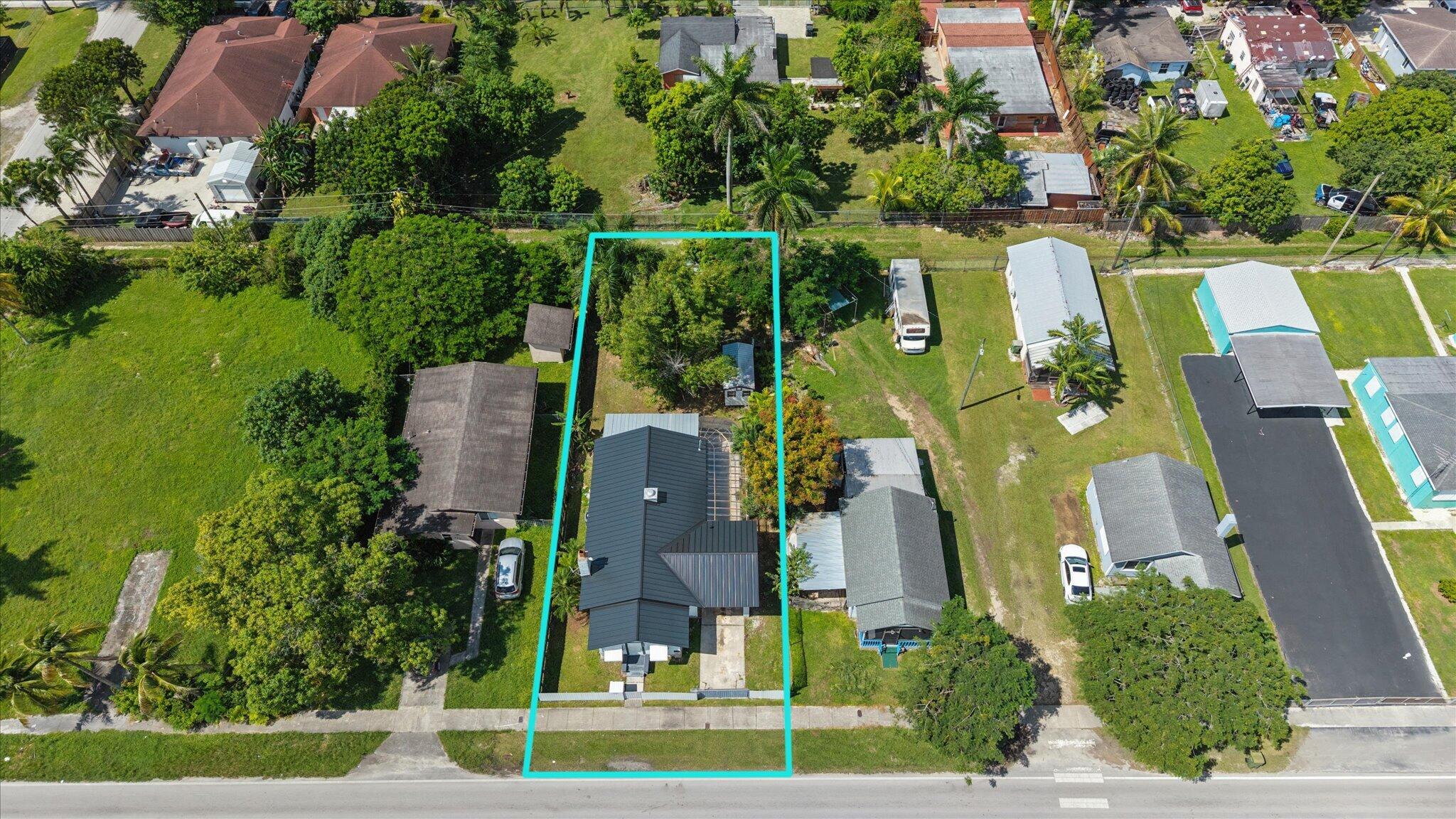 630 Nw 6 Avenue Property Photo 3