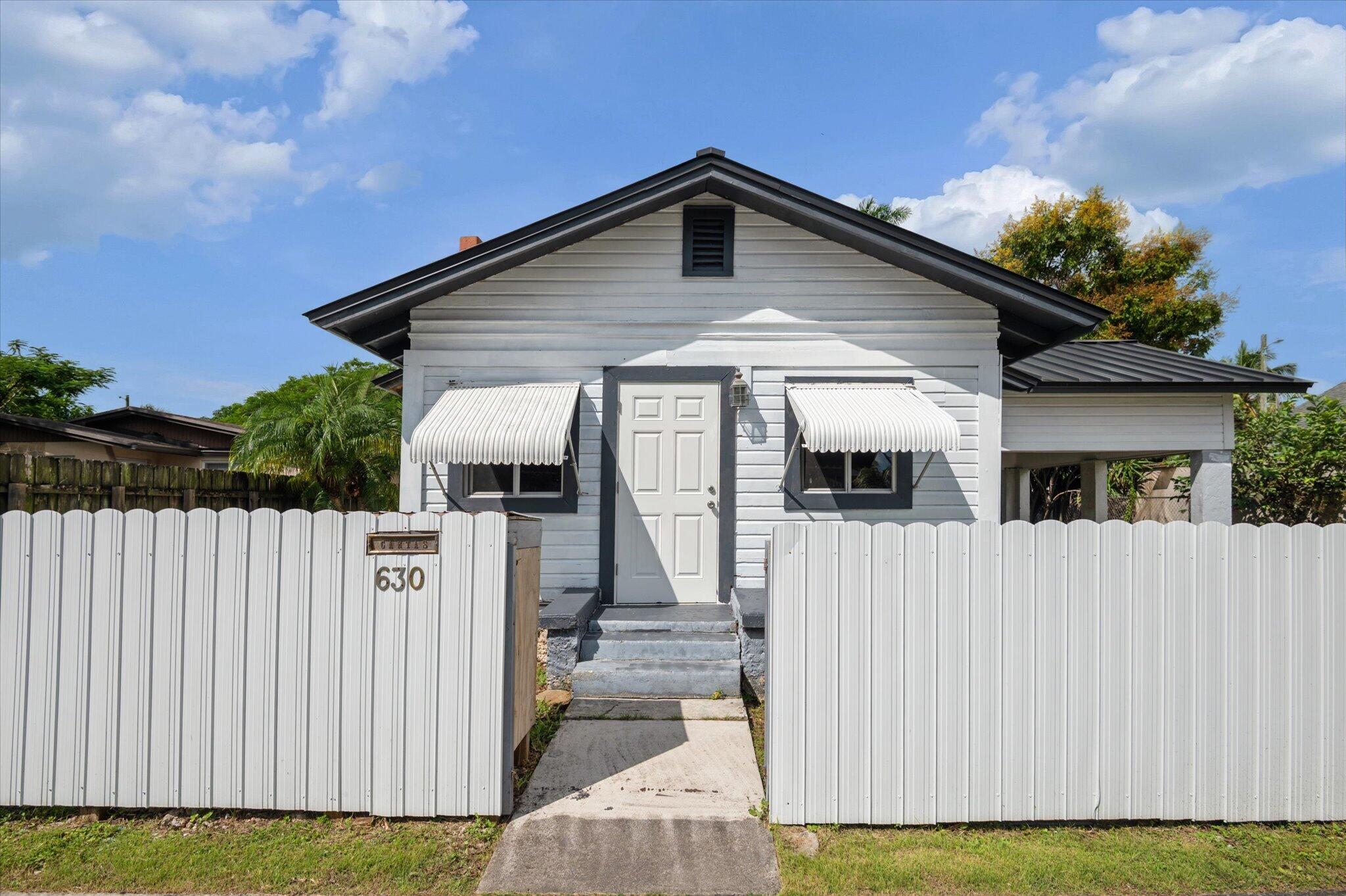 630 Nw 6 Avenue Property Photo 4