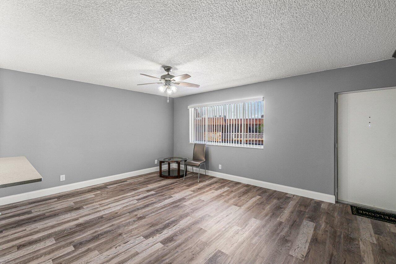 700 Village Green Court 319 Property Photo 7