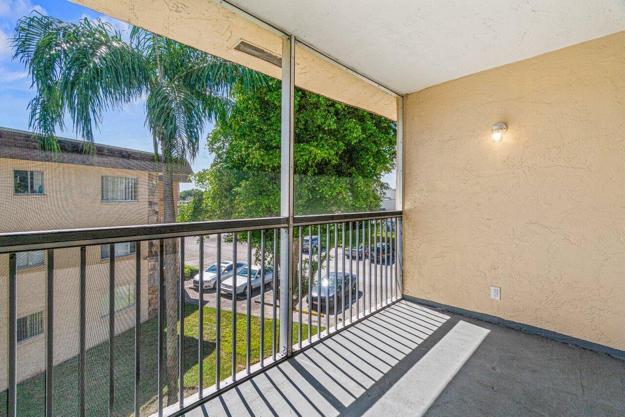 700 Village Green Court 319 Property Photo 24