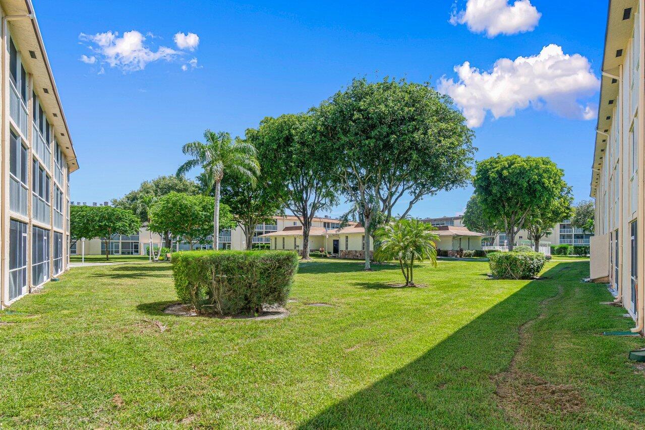 700 Village Green Court 319 Property Photo 26