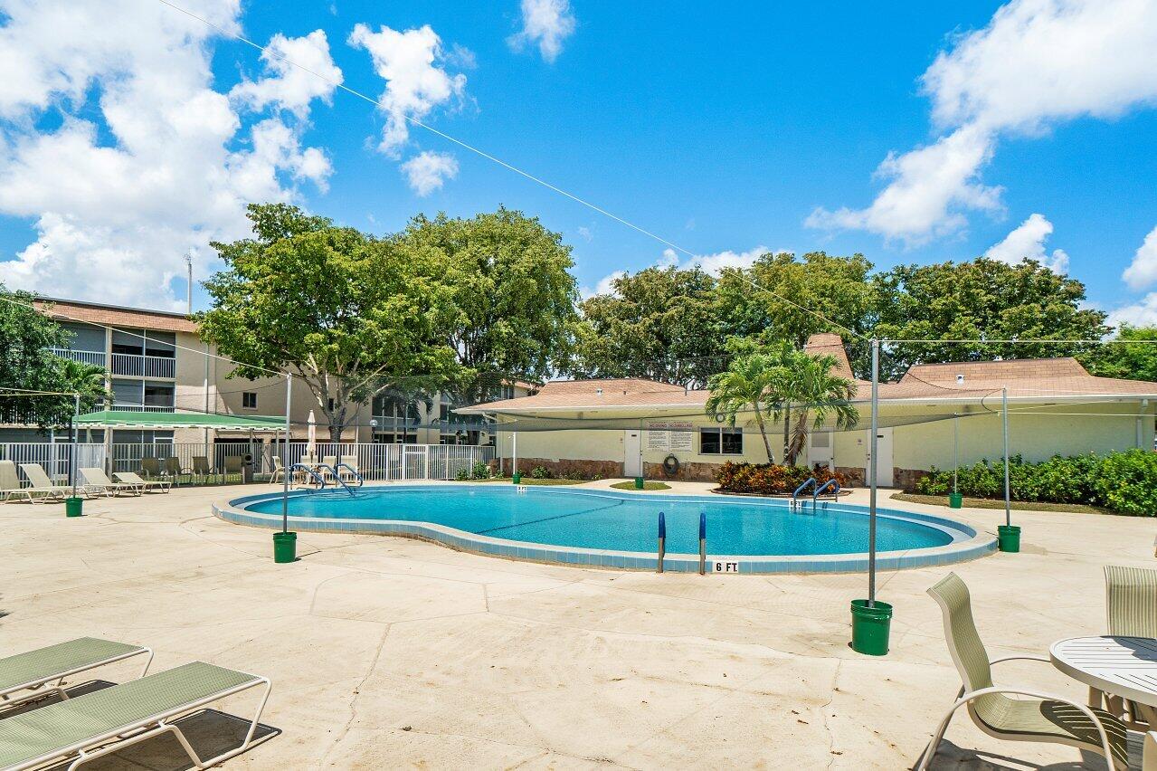 700 Village Green Court 319 Property Photo 33