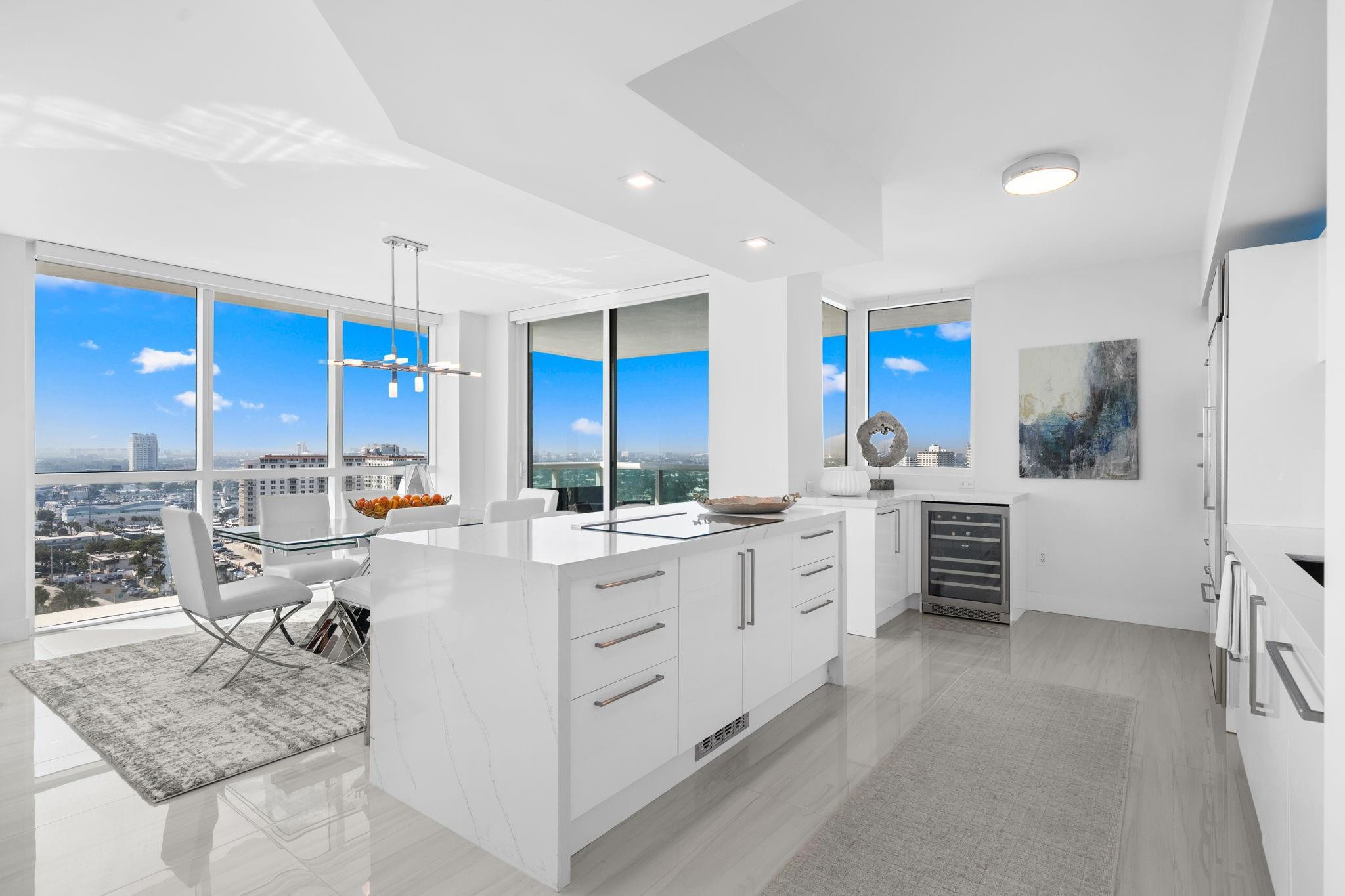 101 S Fort Lauderdale Beach Boulevard 1807 Property Photo 4