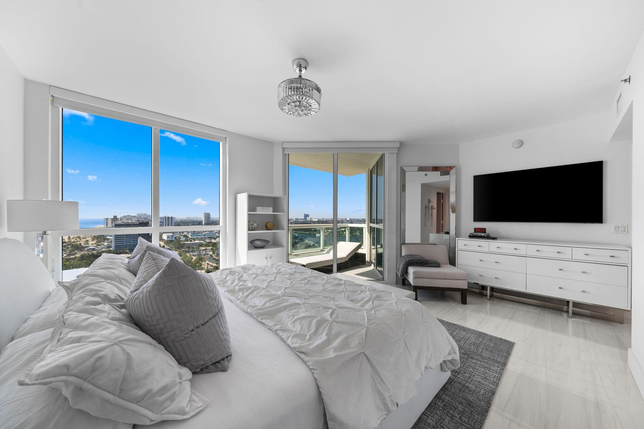 101 S Fort Lauderdale Beach Boulevard 1807 Property Photo 14
