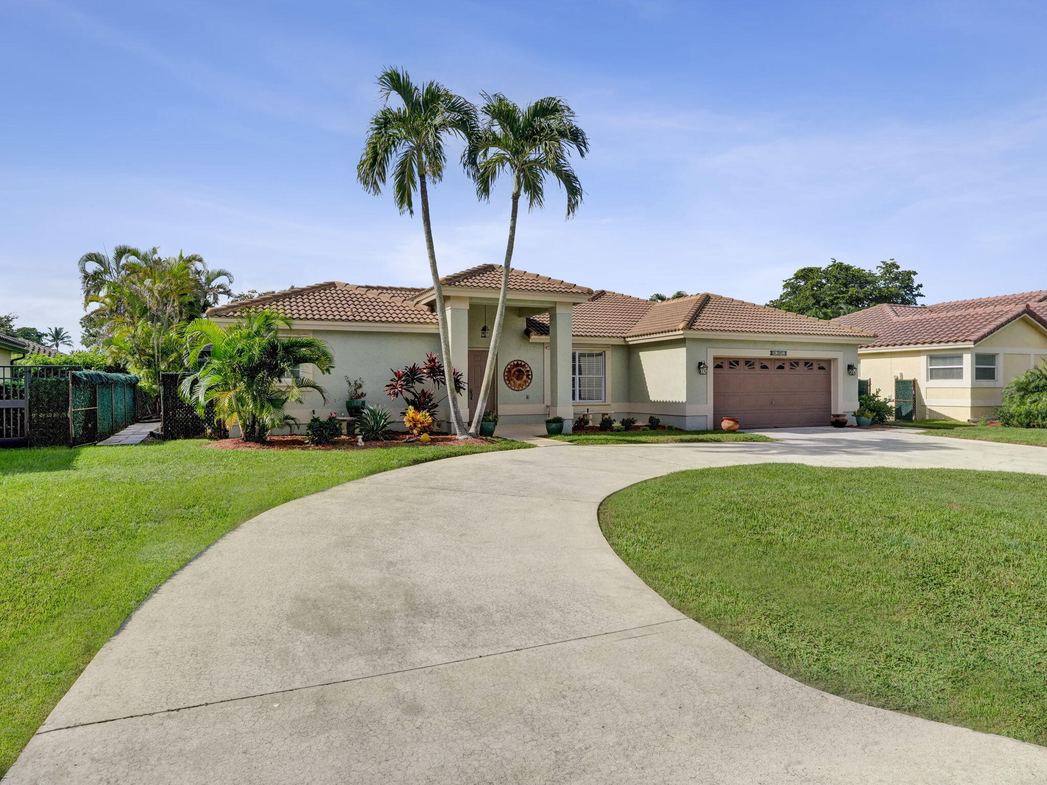 4312 Nw 54th Street Property Photo 4
