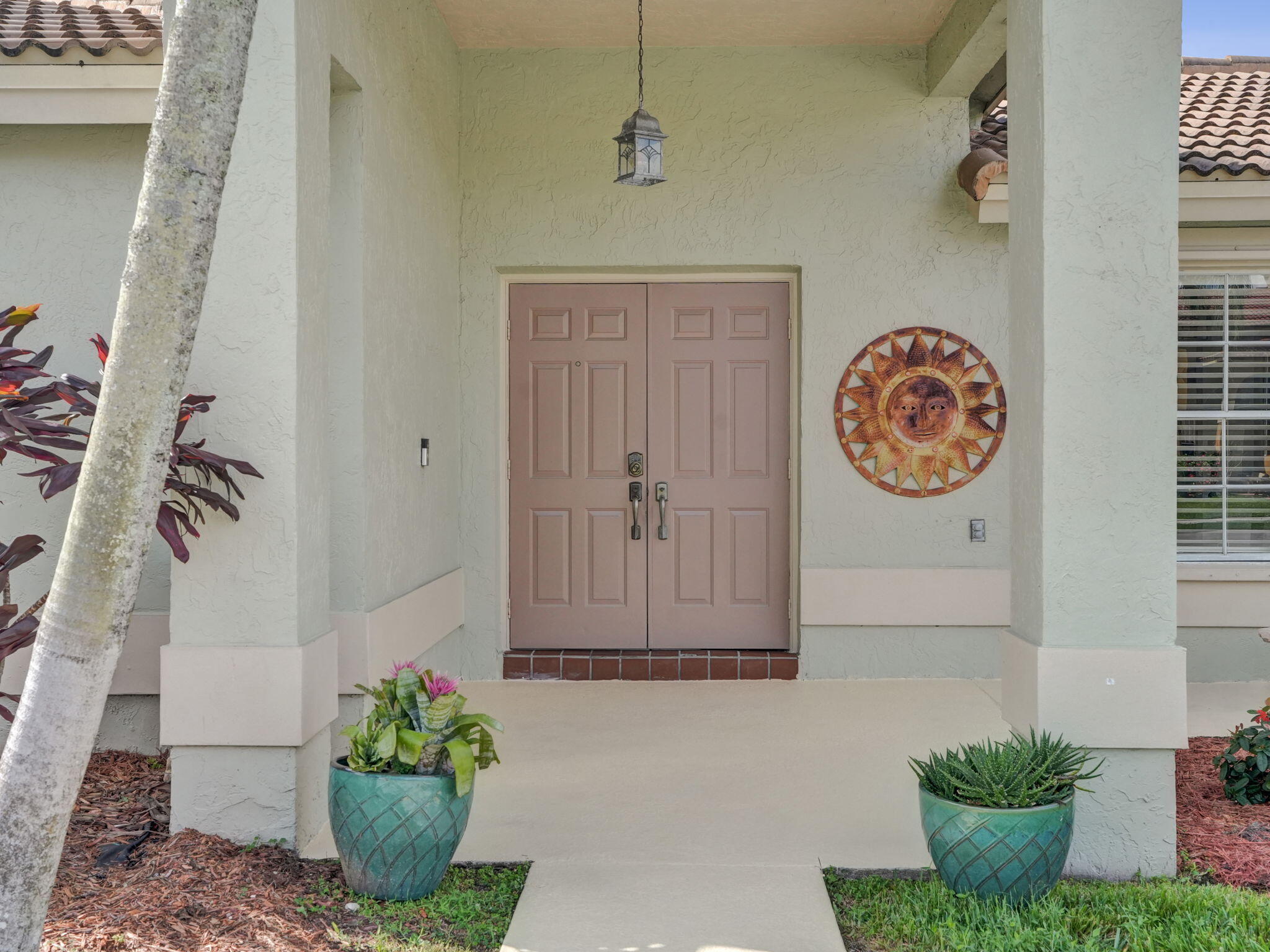 4312 Nw 54th Street Property Photo 6