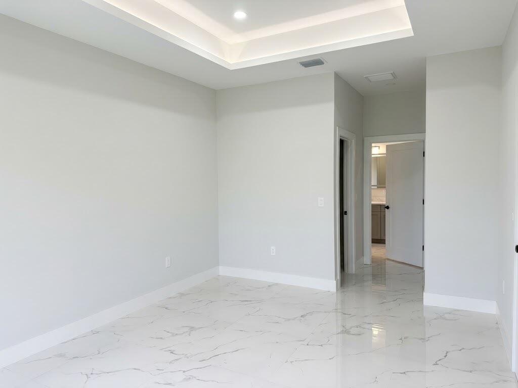 2405 Conway Avenue N Property Photo 5