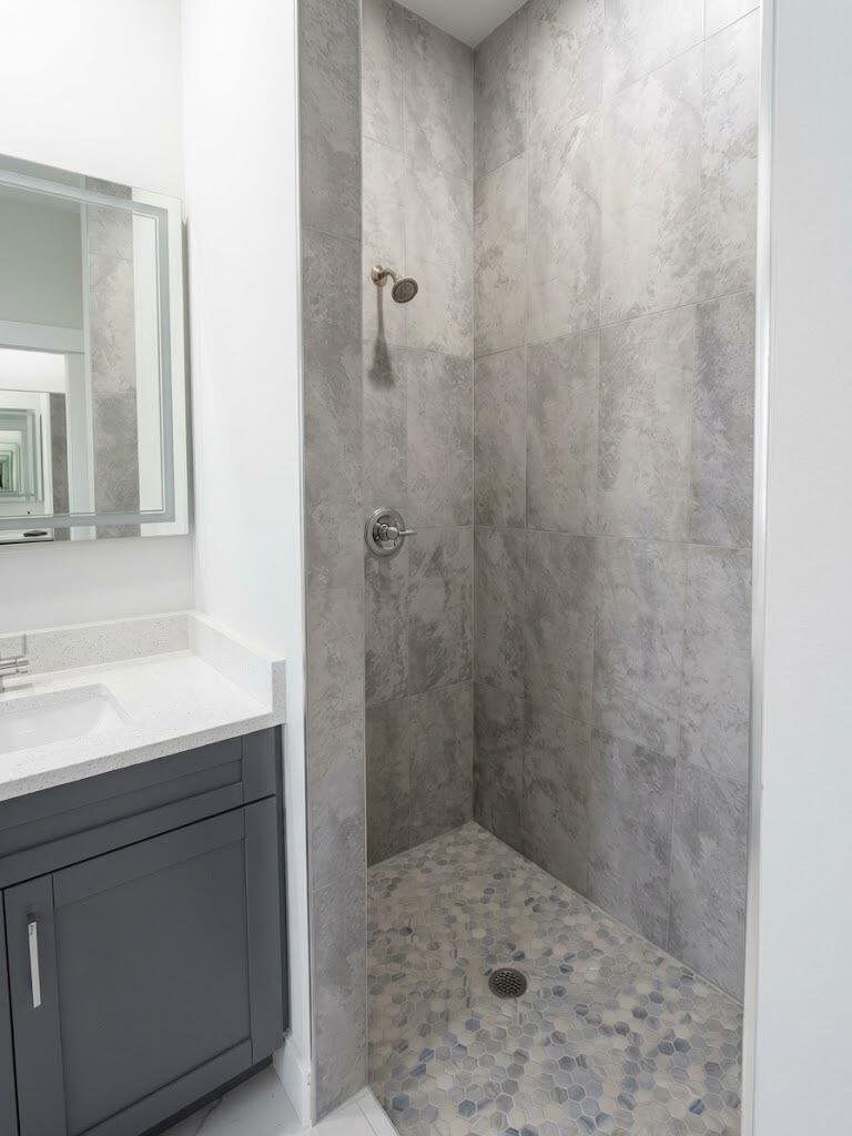 2405 Conway Avenue N Property Photo 15