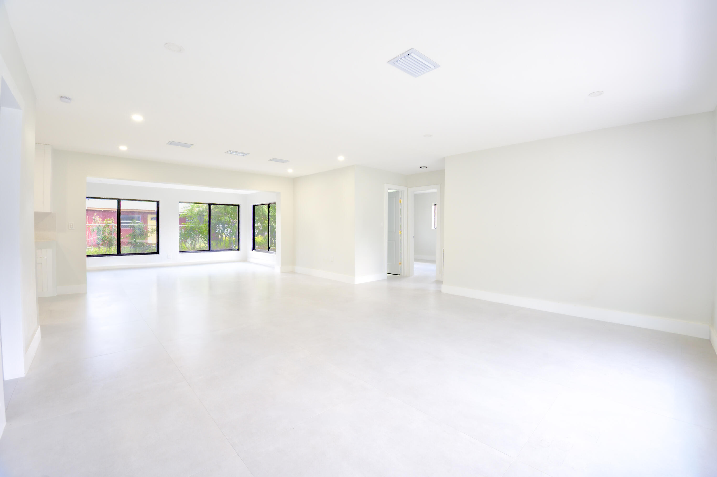 810 Wyoming Avenue Property Photo 18