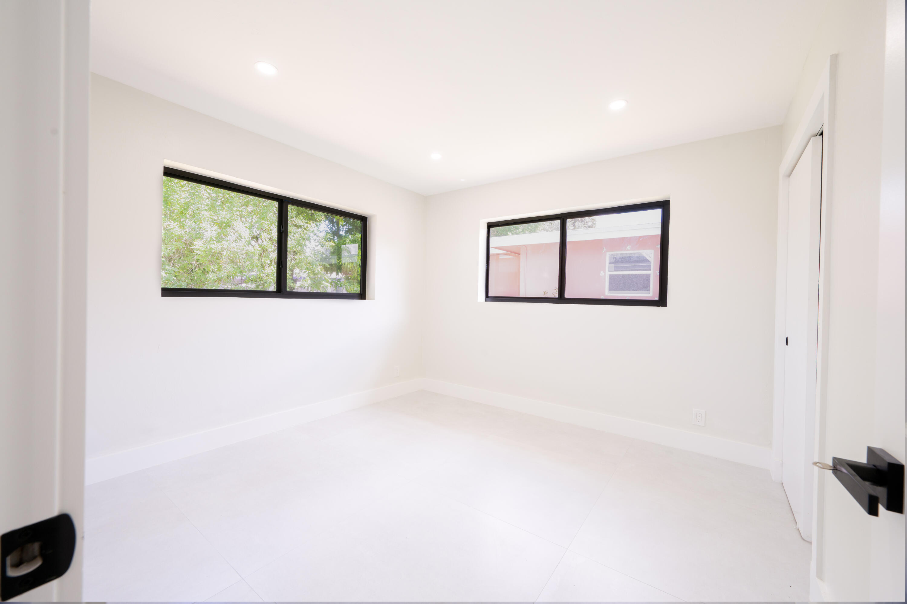 810 Wyoming Avenue Property Photo 34