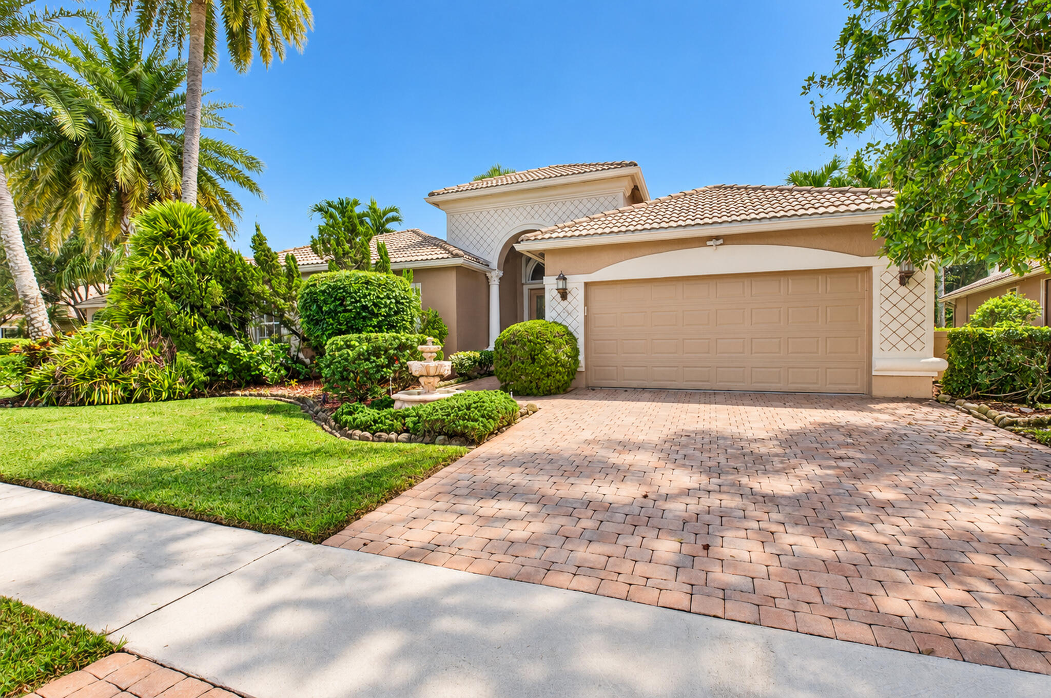 6946 Milani Street Property Photo 4