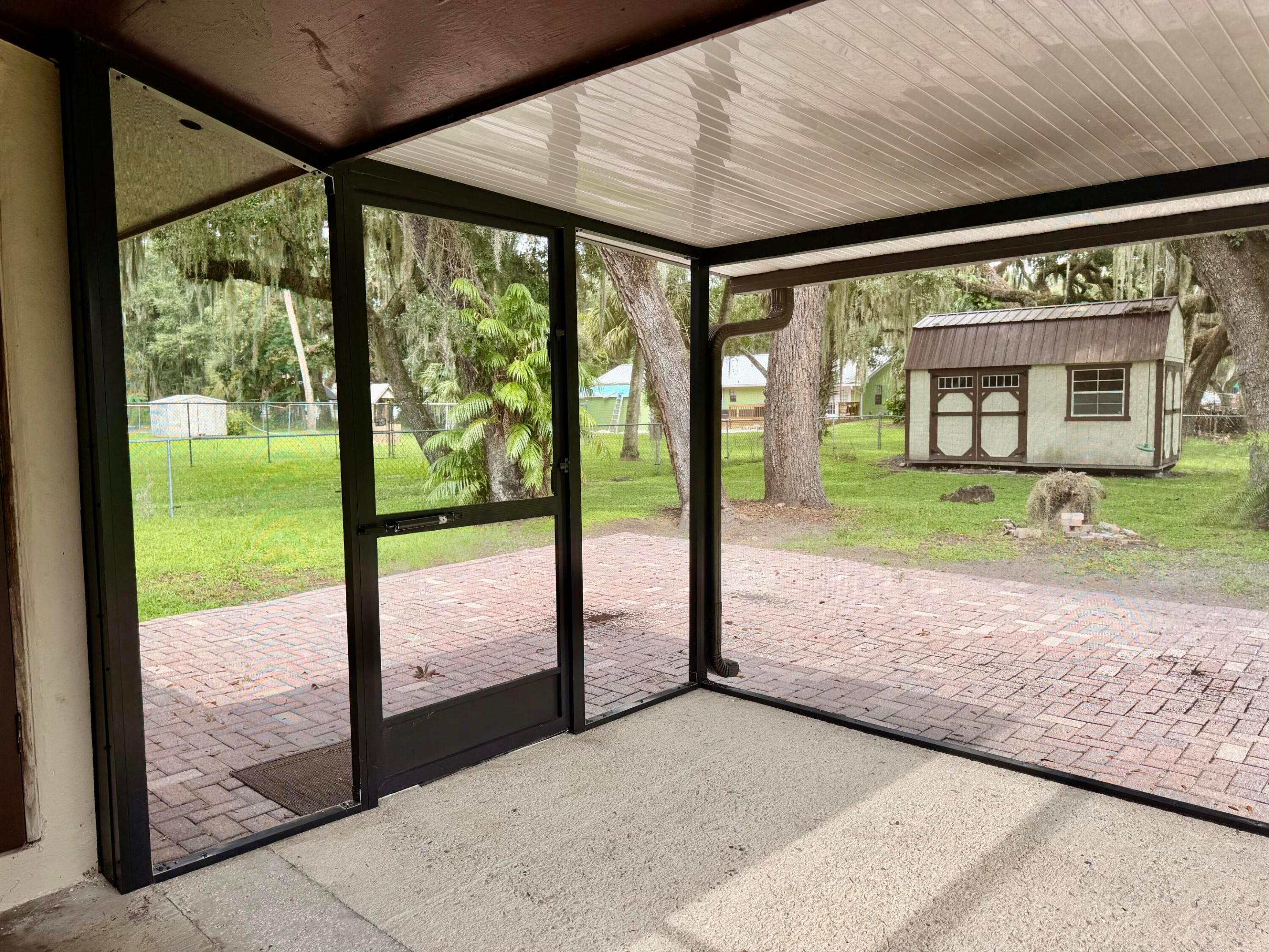 1903 Sw 3rd Avenue Property Photo 6