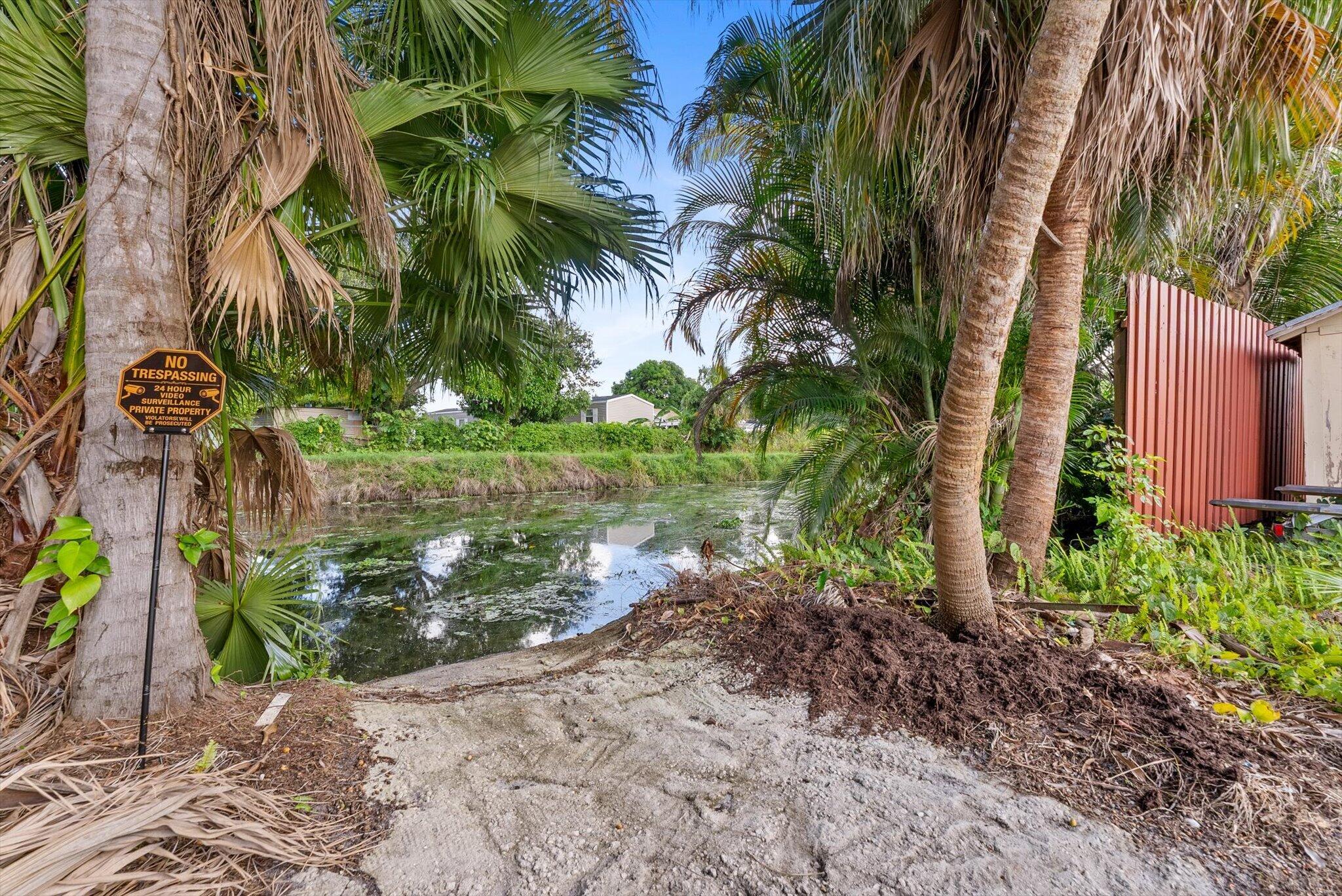 6515 Riparian Road Property Photo 7