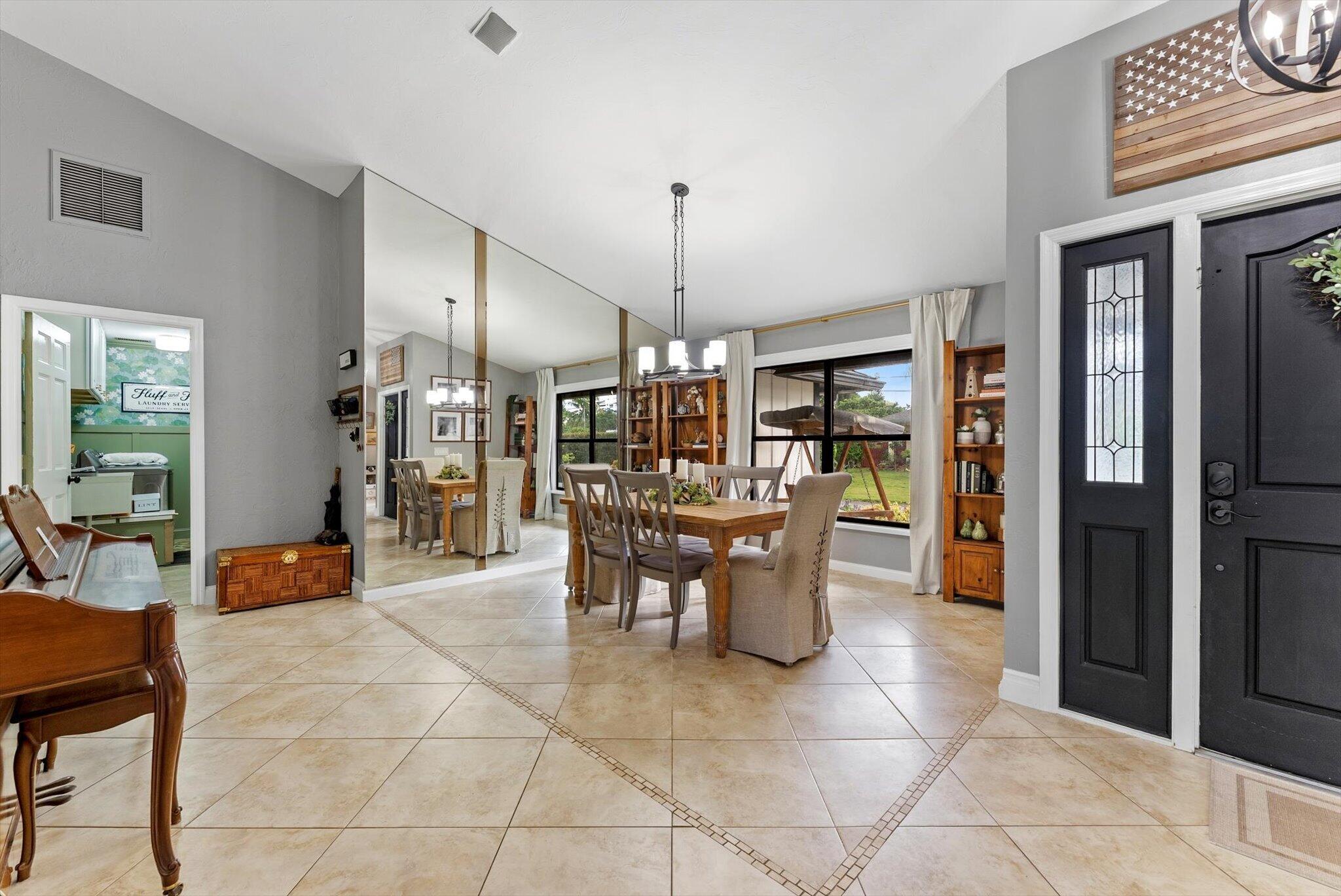 6515 Riparian Road Property Photo 14