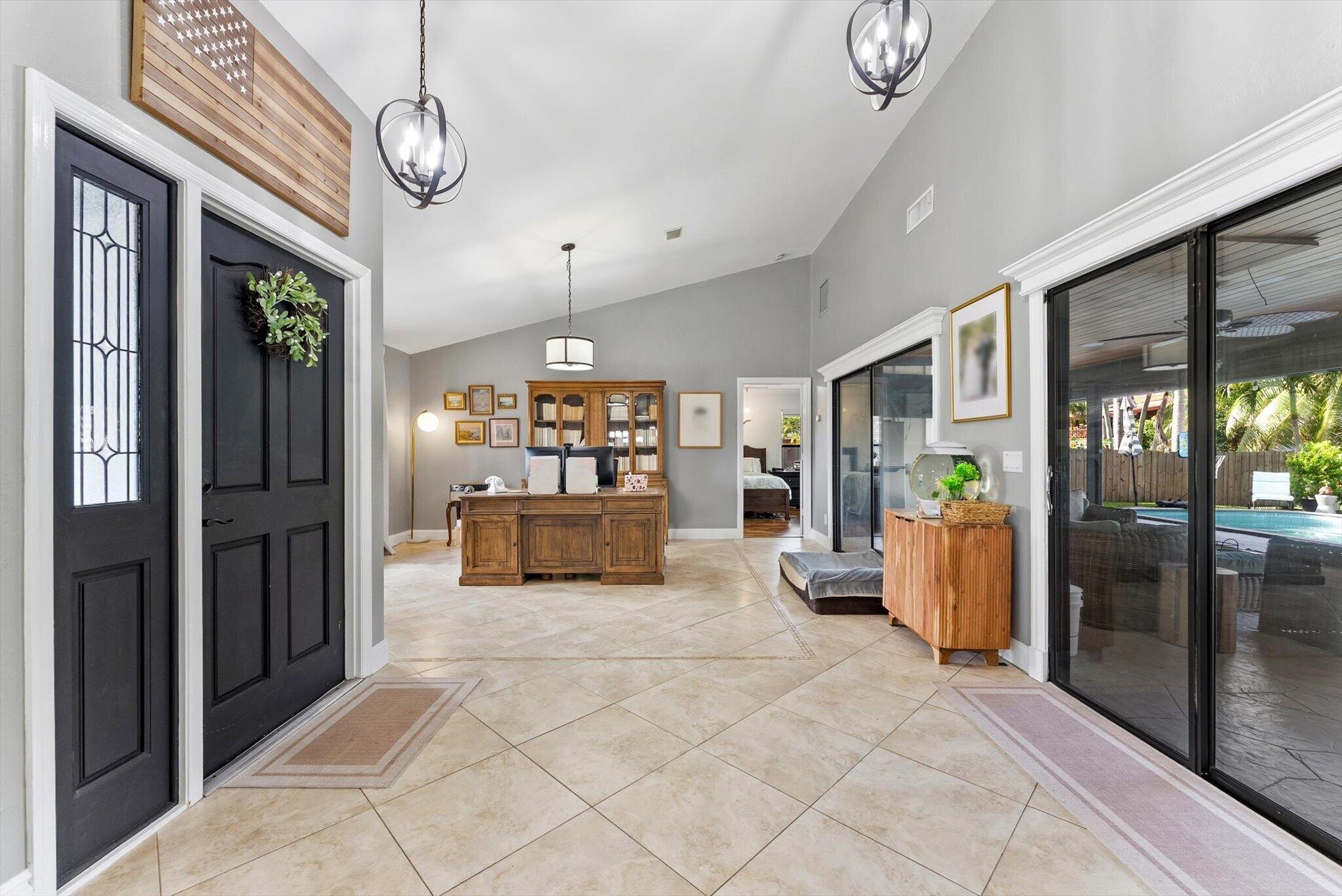 6515 Riparian Road Property Photo 16