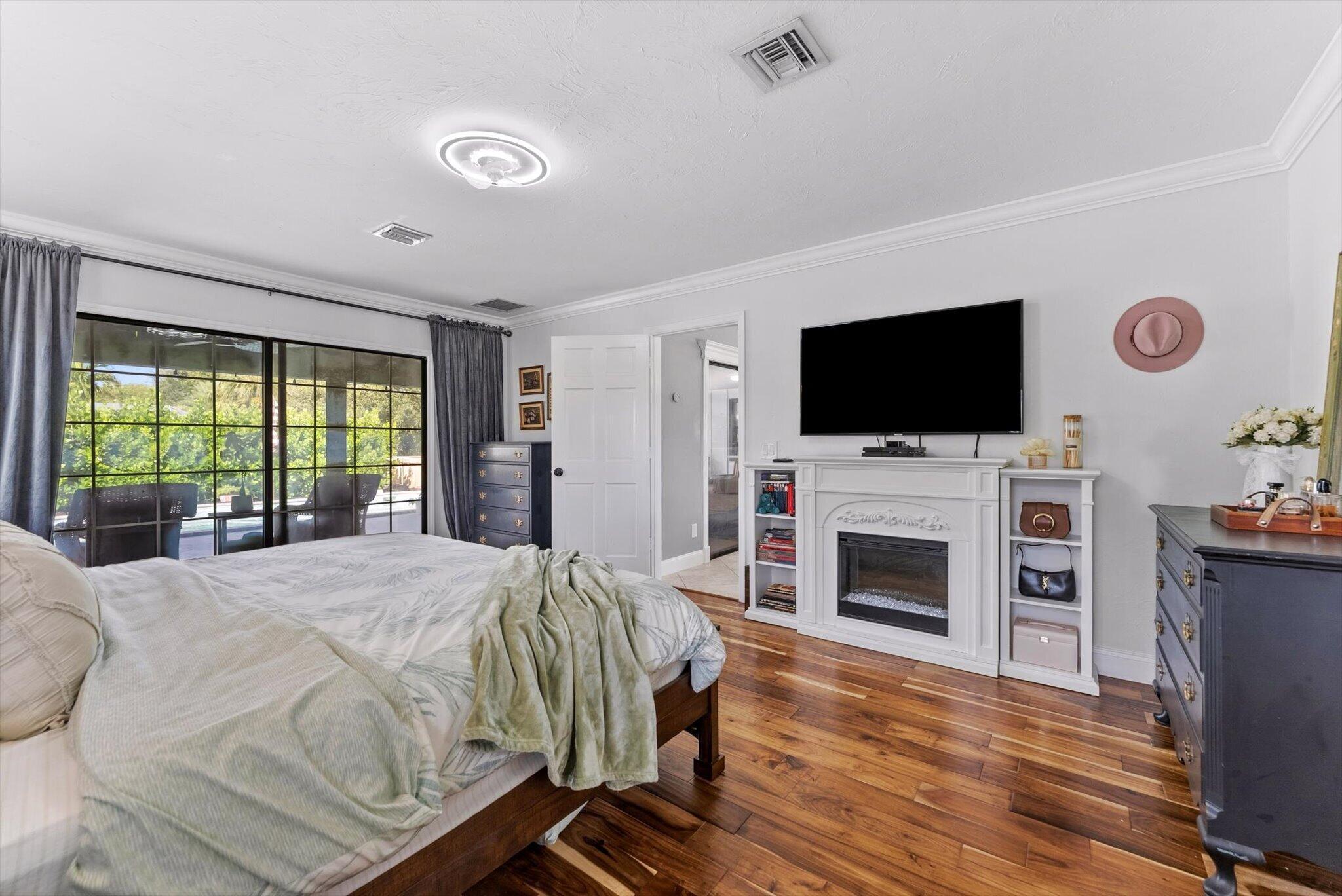 6515 Riparian Road Property Photo 18