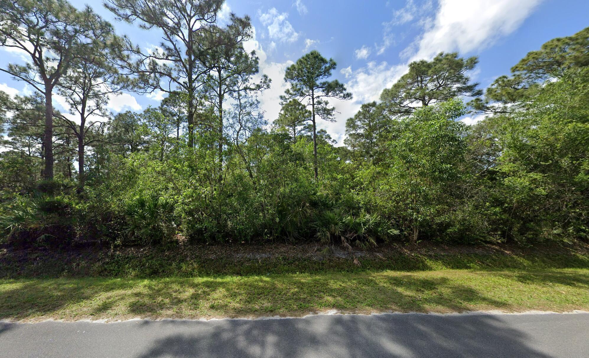 15187 Mellen Lane Property Photo 2