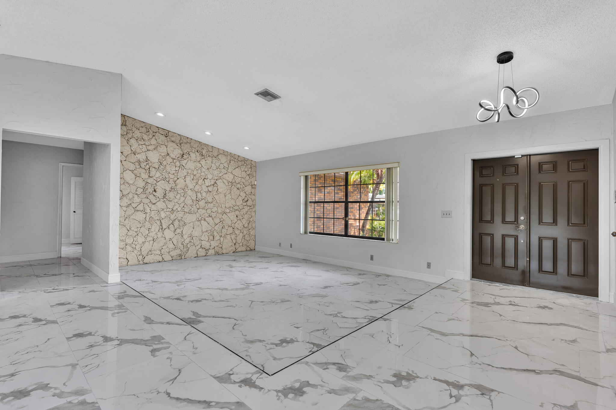 8866 Nw 2nd Place Property Photo 10