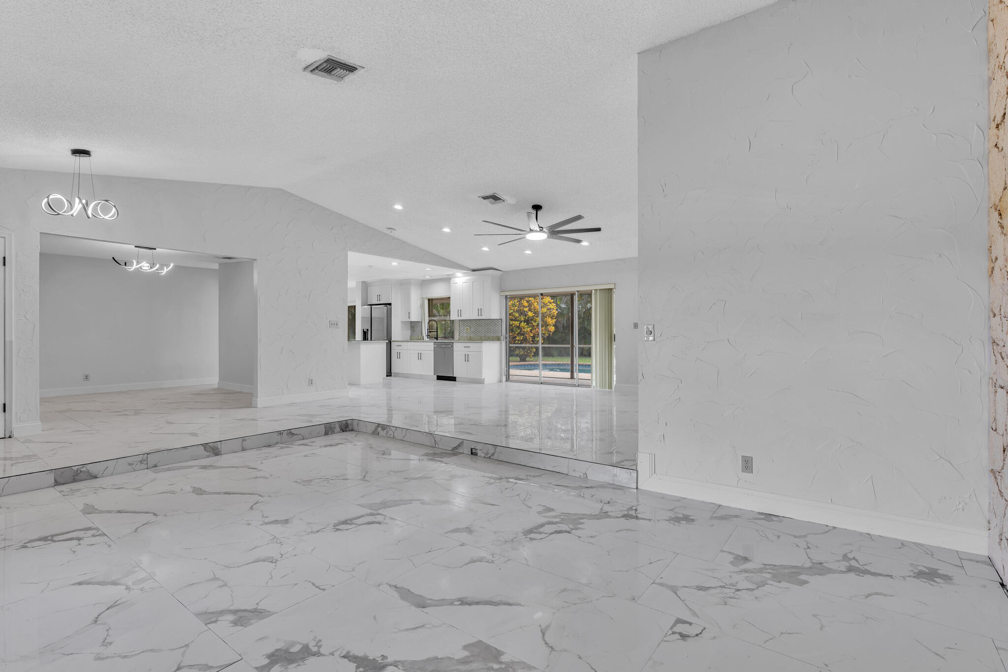 8866 Nw 2nd Place Property Photo 13