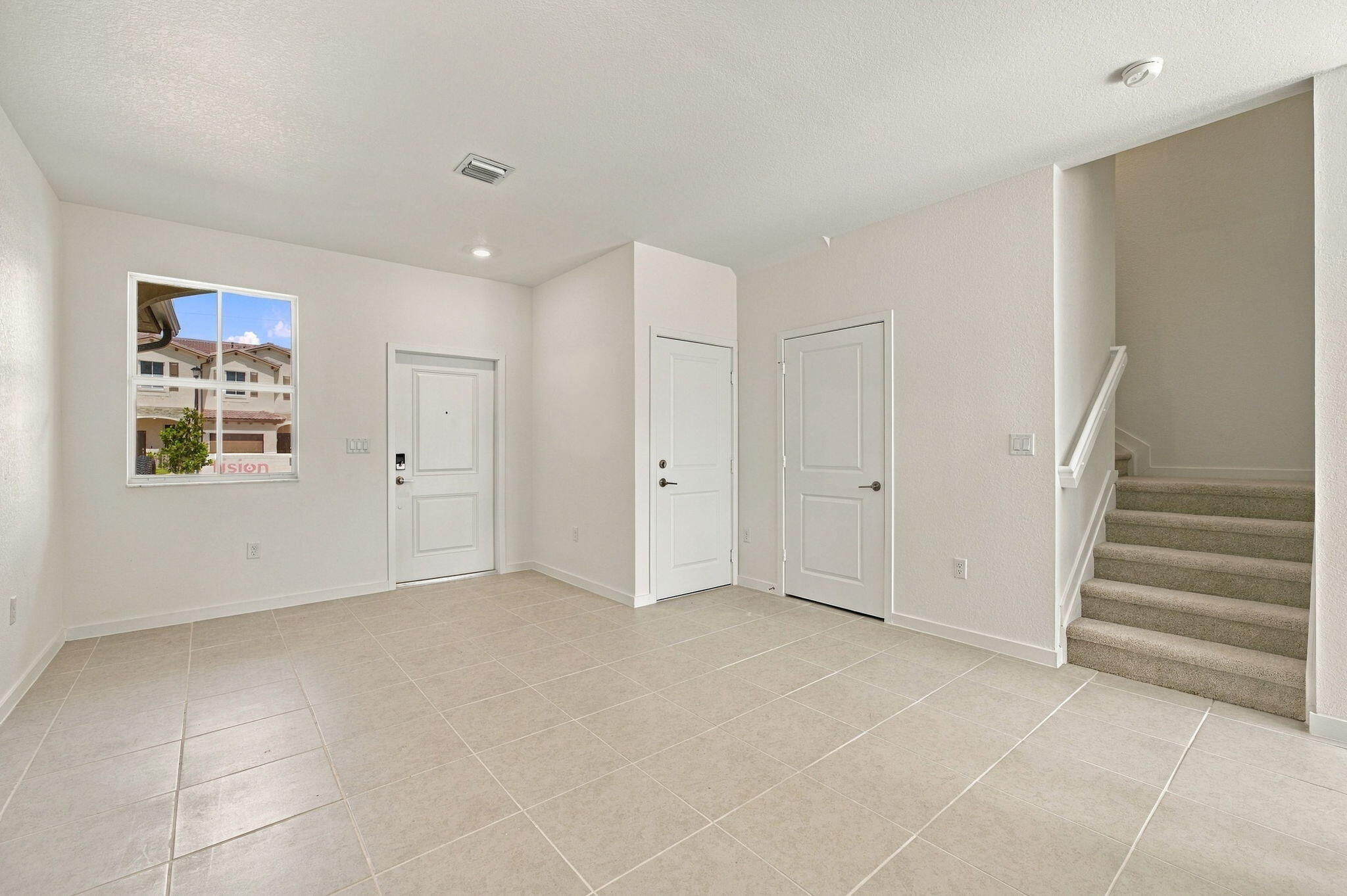 2530 Se 25 Drive Property Photo 3