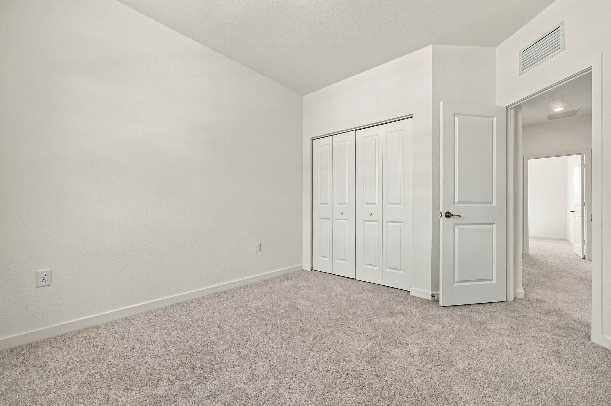 2530 Se 25 Drive Property Photo 19