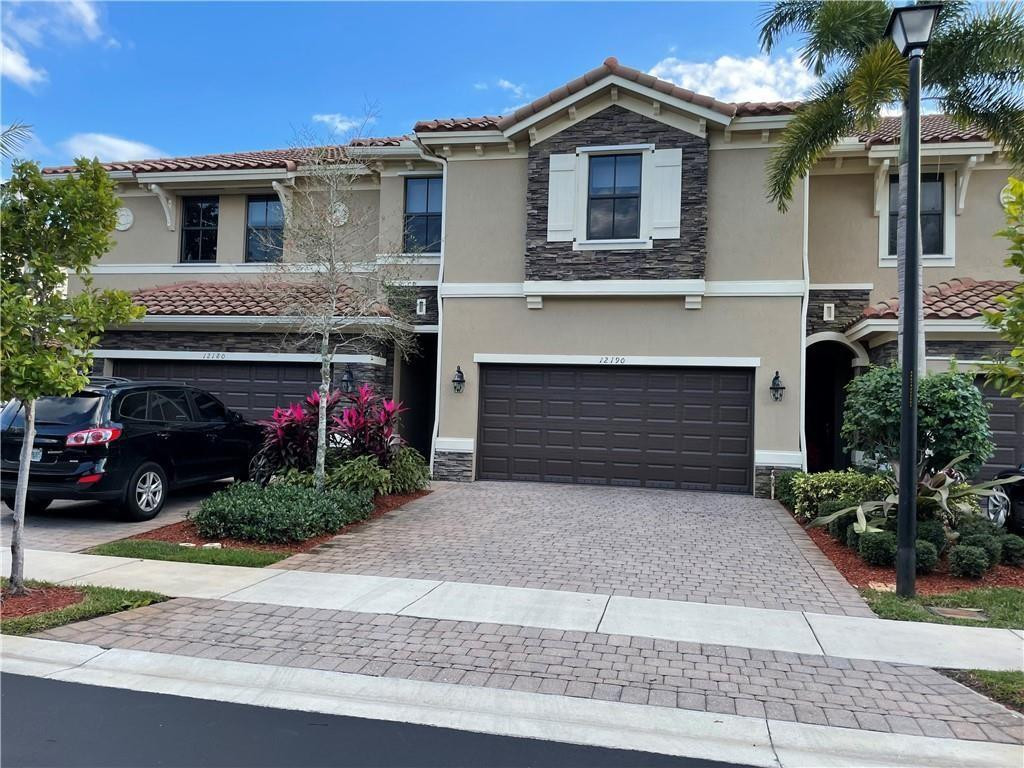 12190 Village Place Property Photo 1