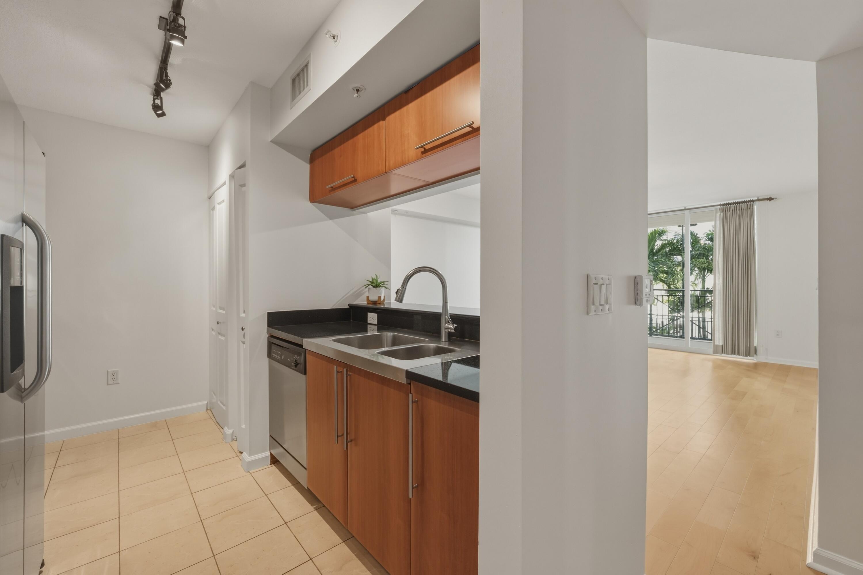 600 W Las Olas Boulevard 806s Property Photo 9