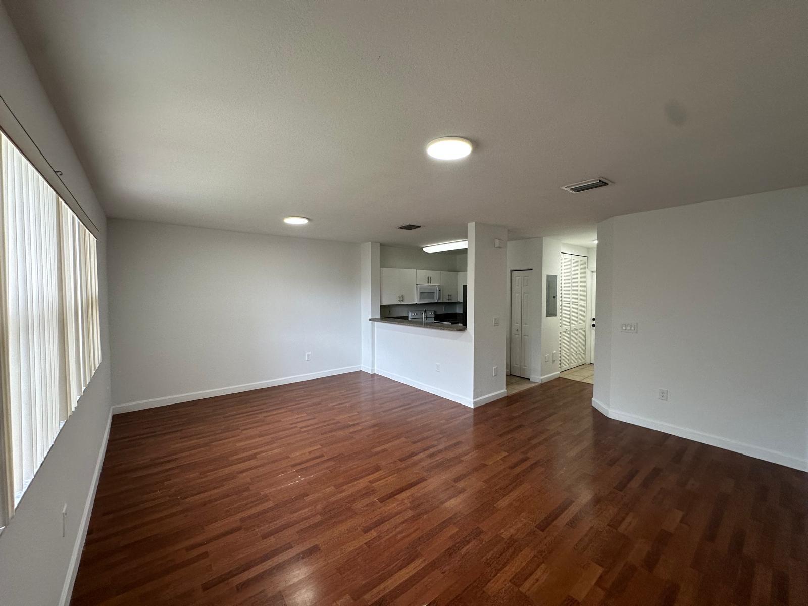 1570 Ne 33 Road 201 Property Photo 12