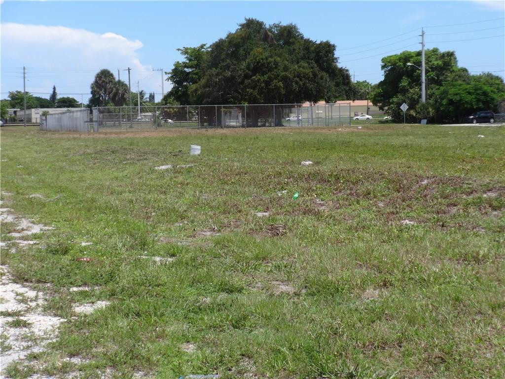 800 Nw Dixie Highway Property Photo 7