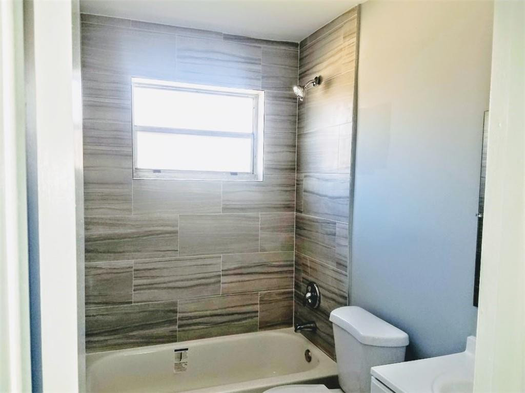 109 Nw 3rd Avenue 1 Property Photo 1