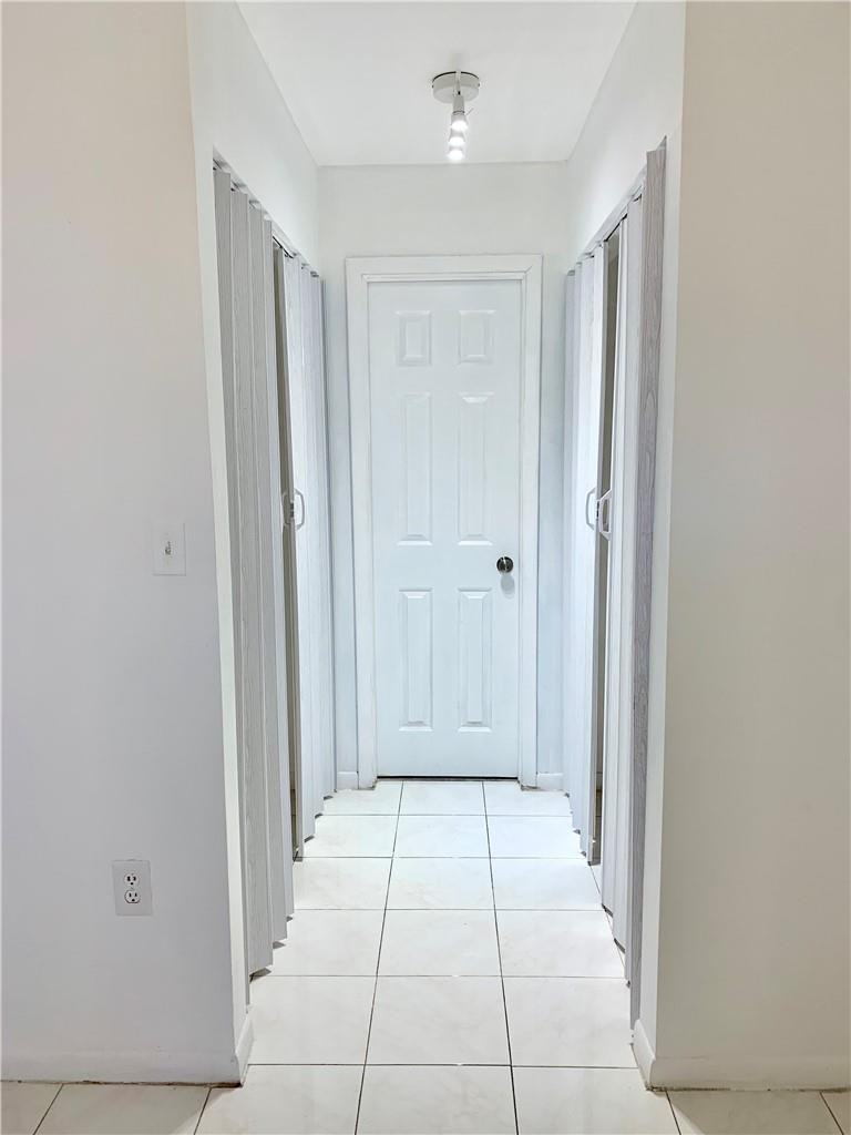 2790 W 60th Street 32 Property Photo 10