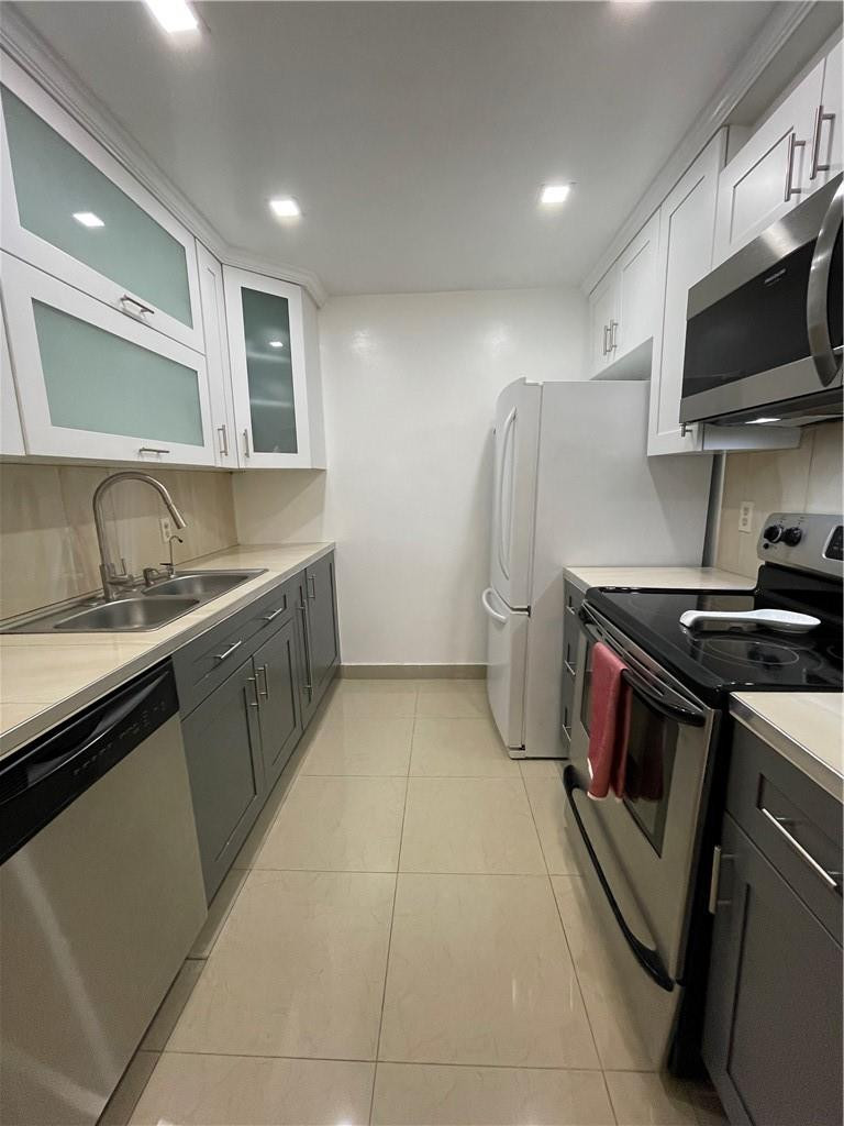 2401 Antigua G3 Property Photo 14