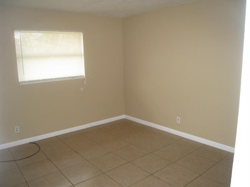 771 Sw 8th Street 111 Property Photo 4