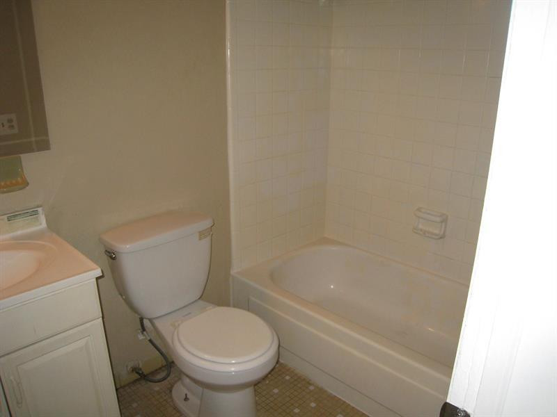 771 Sw 8th Street 111 Property Photo 5