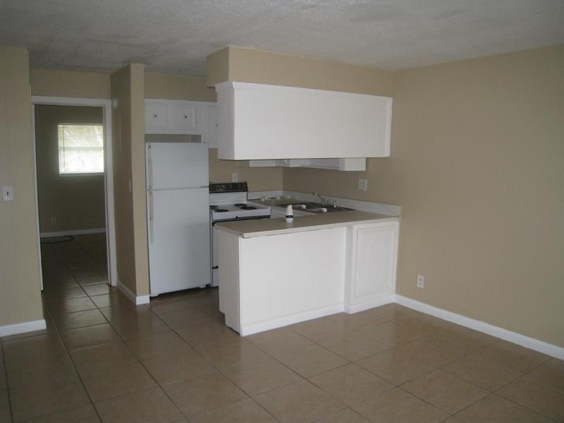 771 Sw 8th Street 111 Property Photo 9