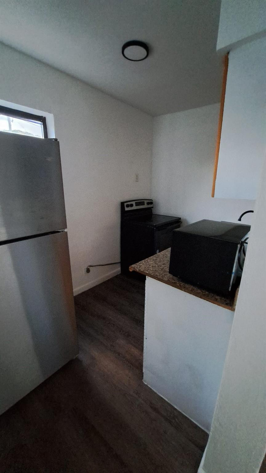 1027 Sw 3rd Street Property Photo 2