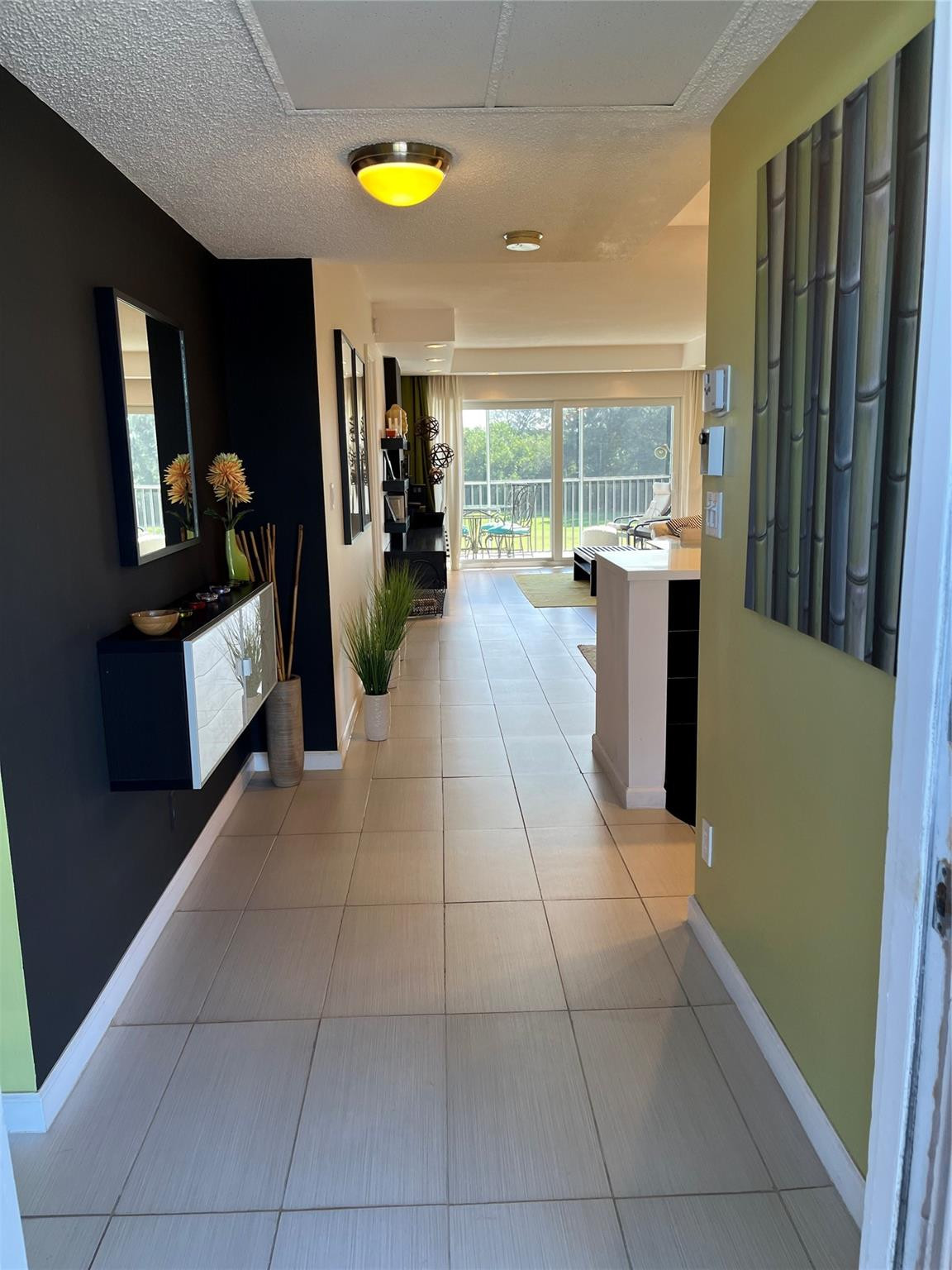 3100 N Palm Aire Drive 304 Property Photo 6
